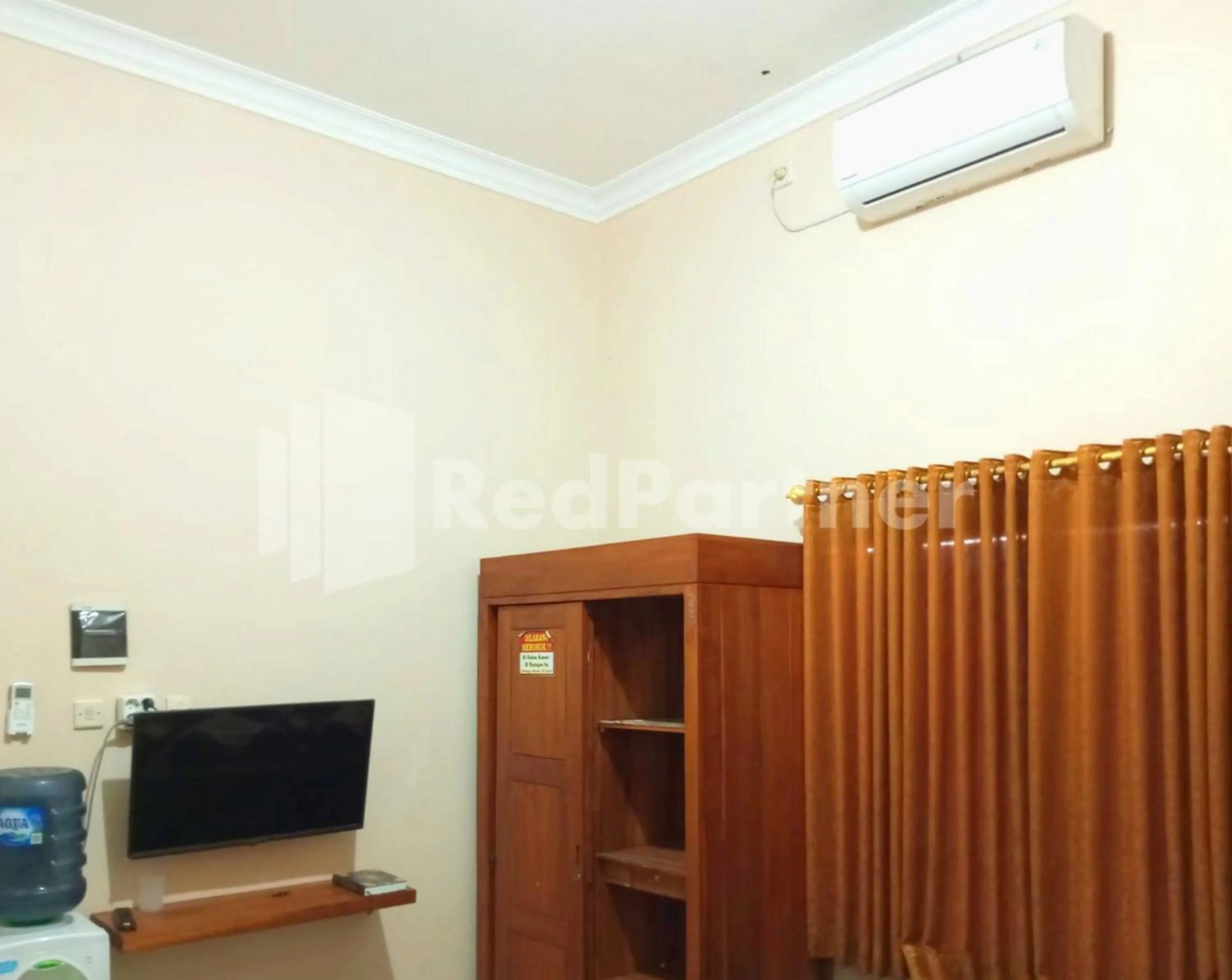 Bedroom in Isa Homestay Kudus Mitra Reddoorz