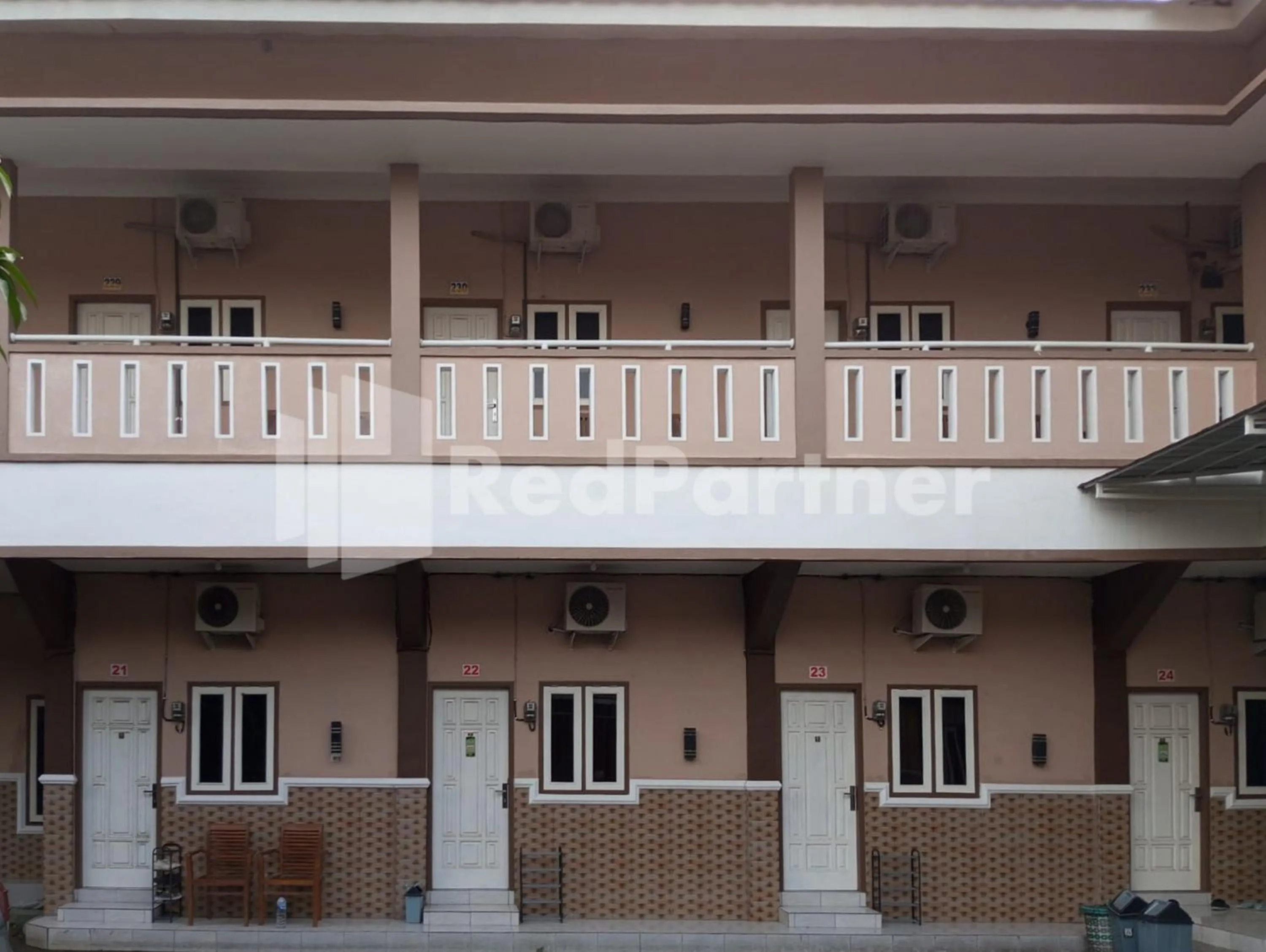 Balcony/Terrace in Isa Homestay Kudus Mitra Reddoorz