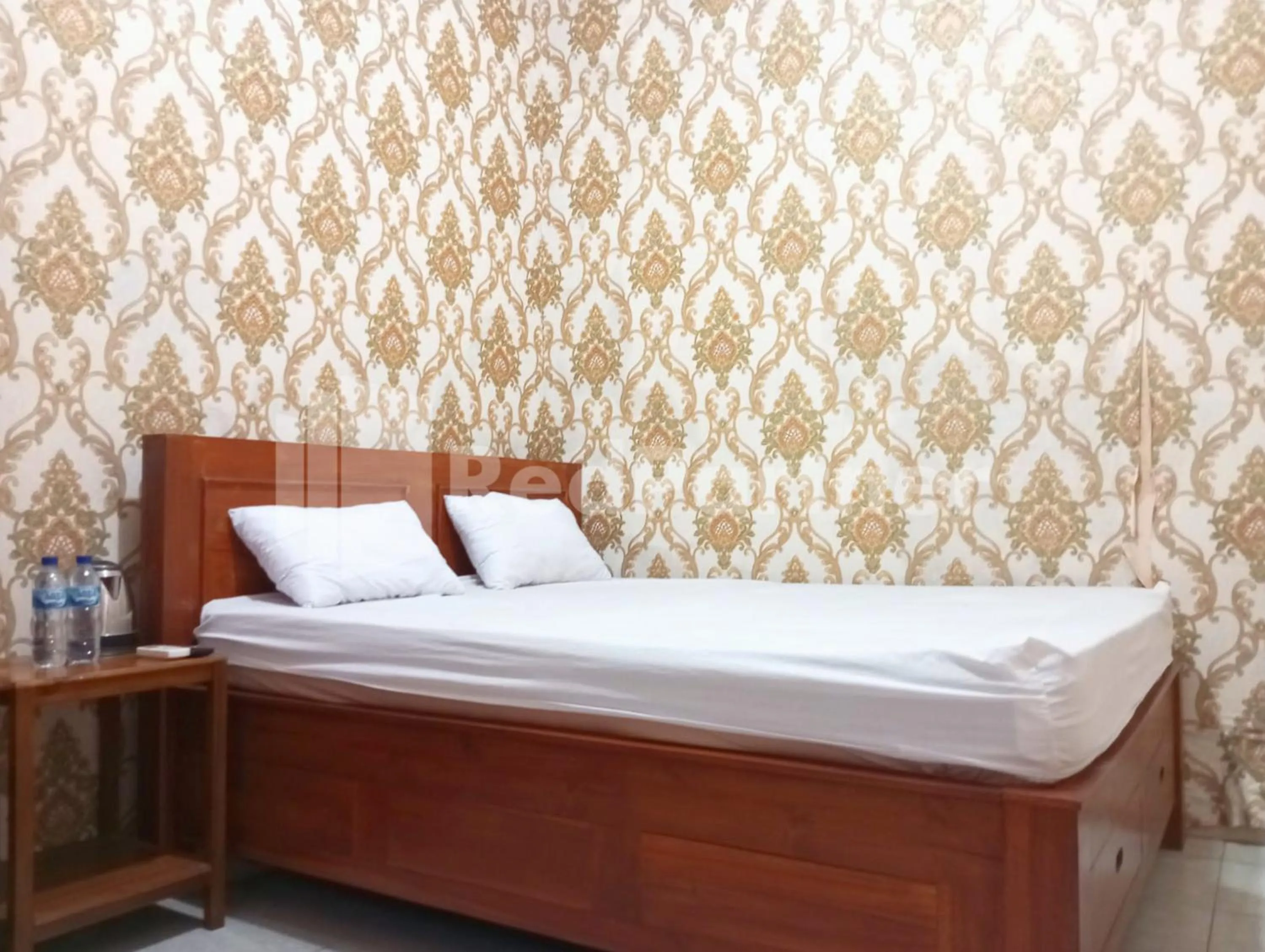 Bedroom, Bed in Isa Homestay Kudus Mitra Reddoorz