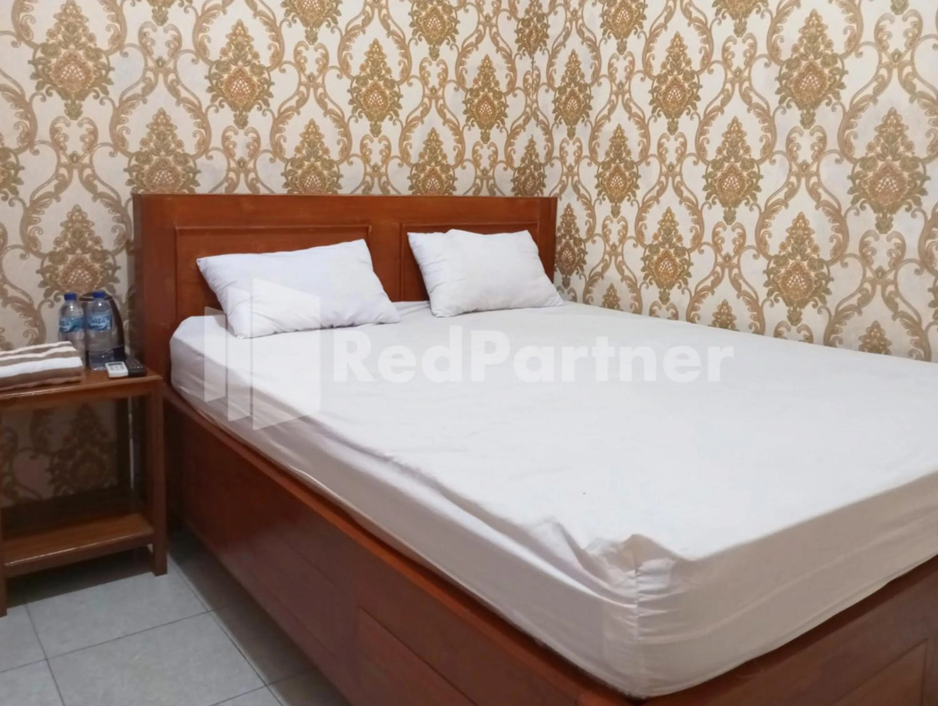 Bedroom, Bed in Isa Homestay Kudus Mitra Reddoorz