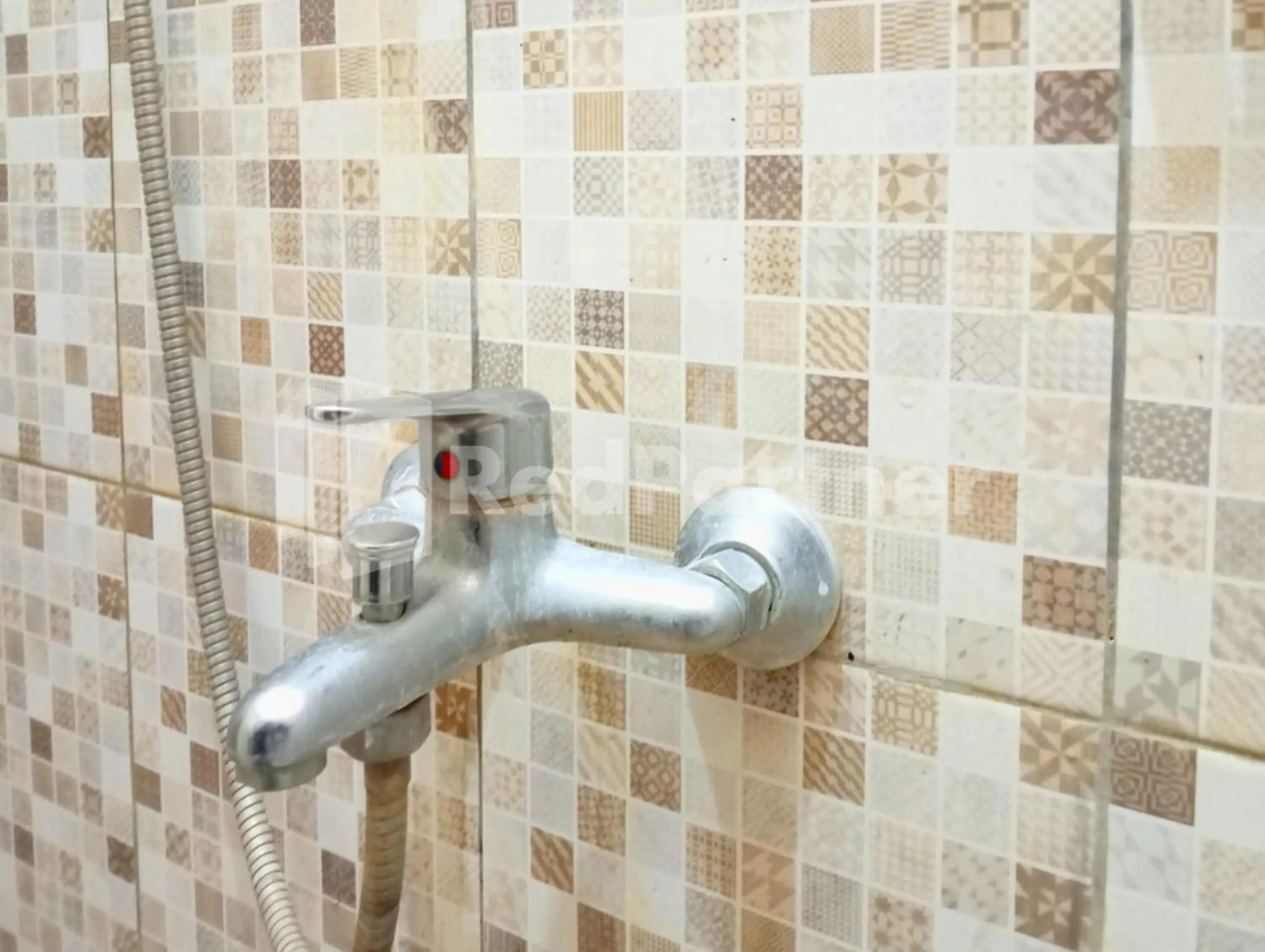 Bathroom in Isa Homestay Kudus Mitra Reddoorz