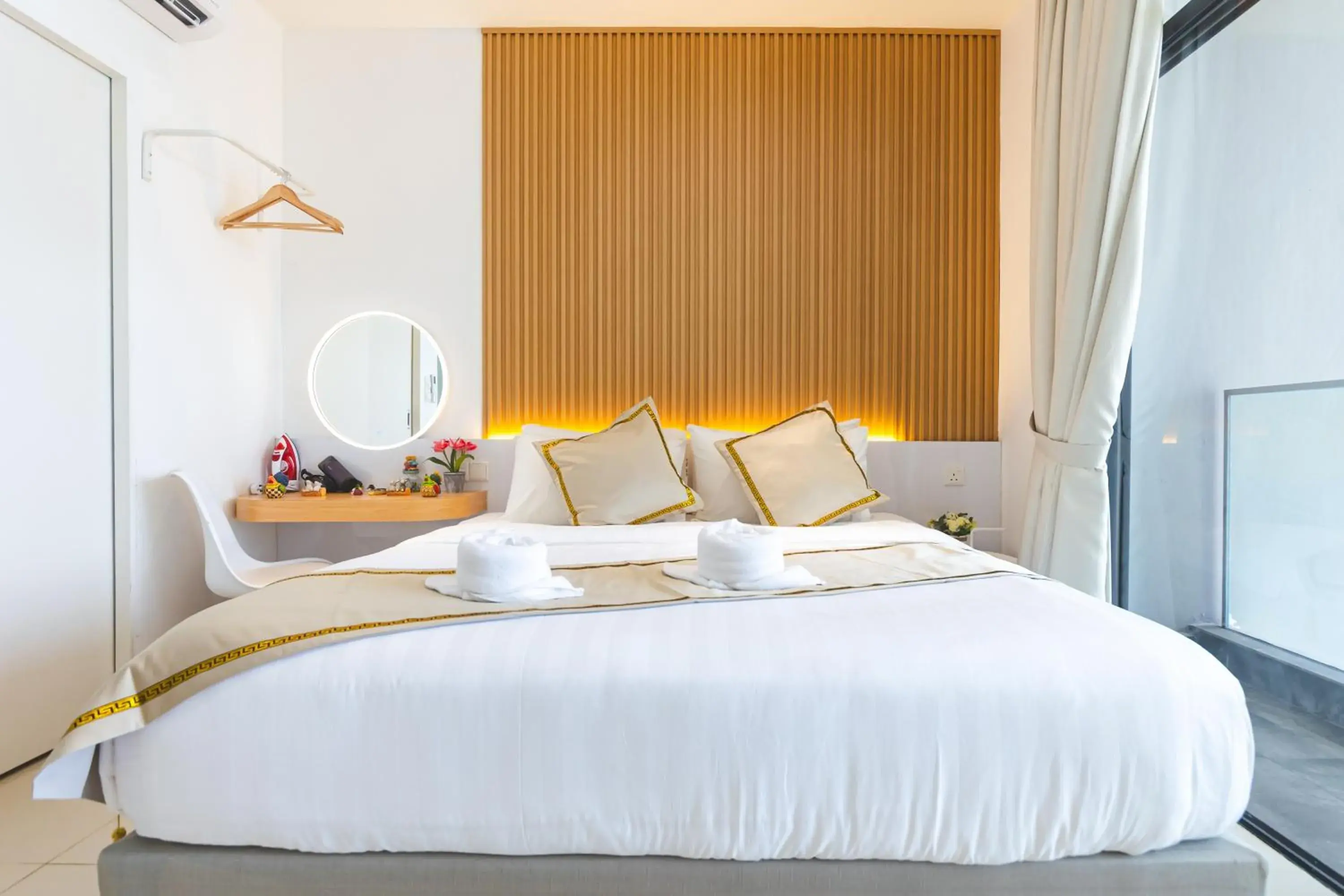 Two-Bedroom Suite in Beautiful Seaview Suites at The Shore Kota Kinabalu Two-Bedroom Suite in Beautiful Seaview Suites at The Shore Kota Kinabalu