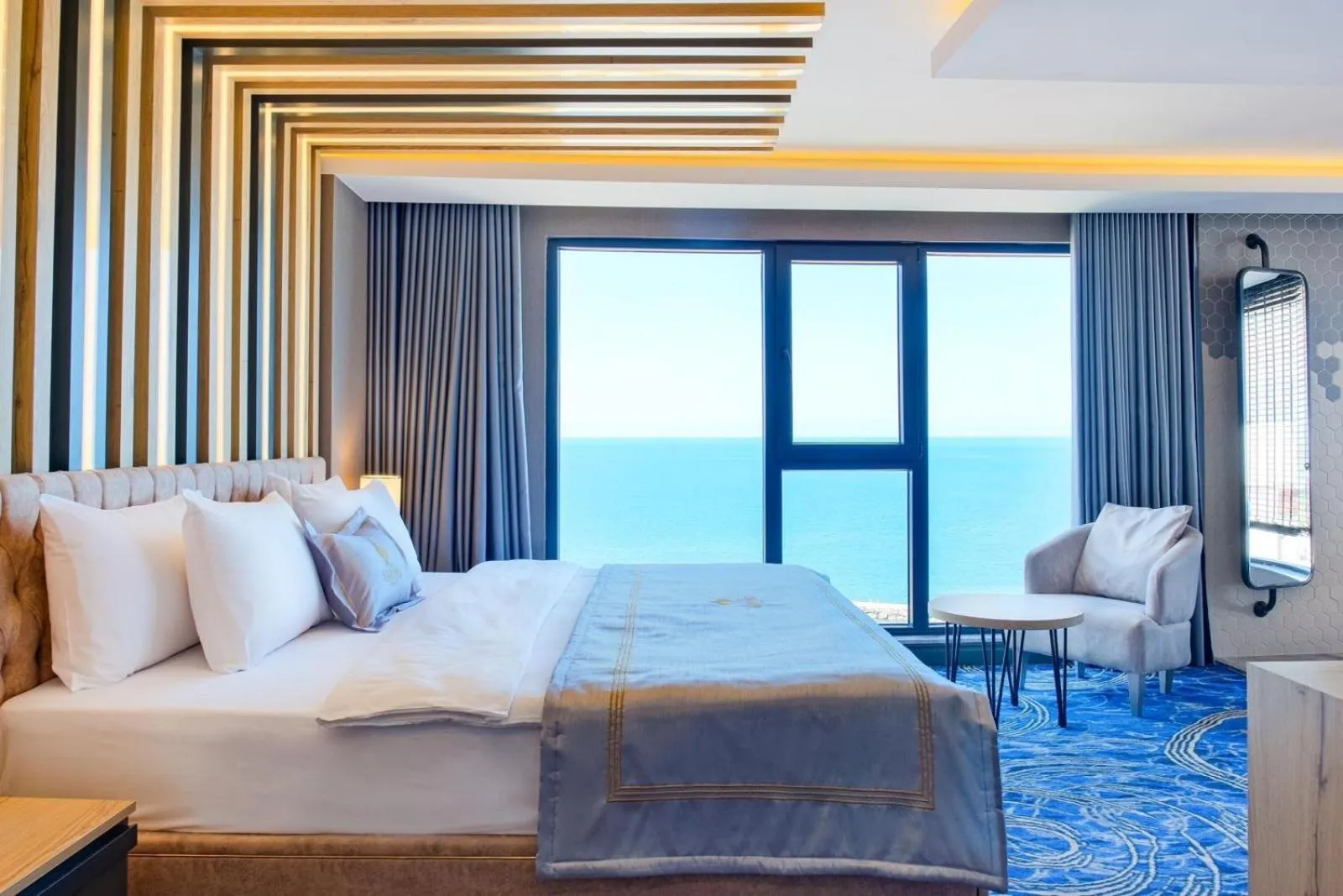 Bed in Maritimo Hotel