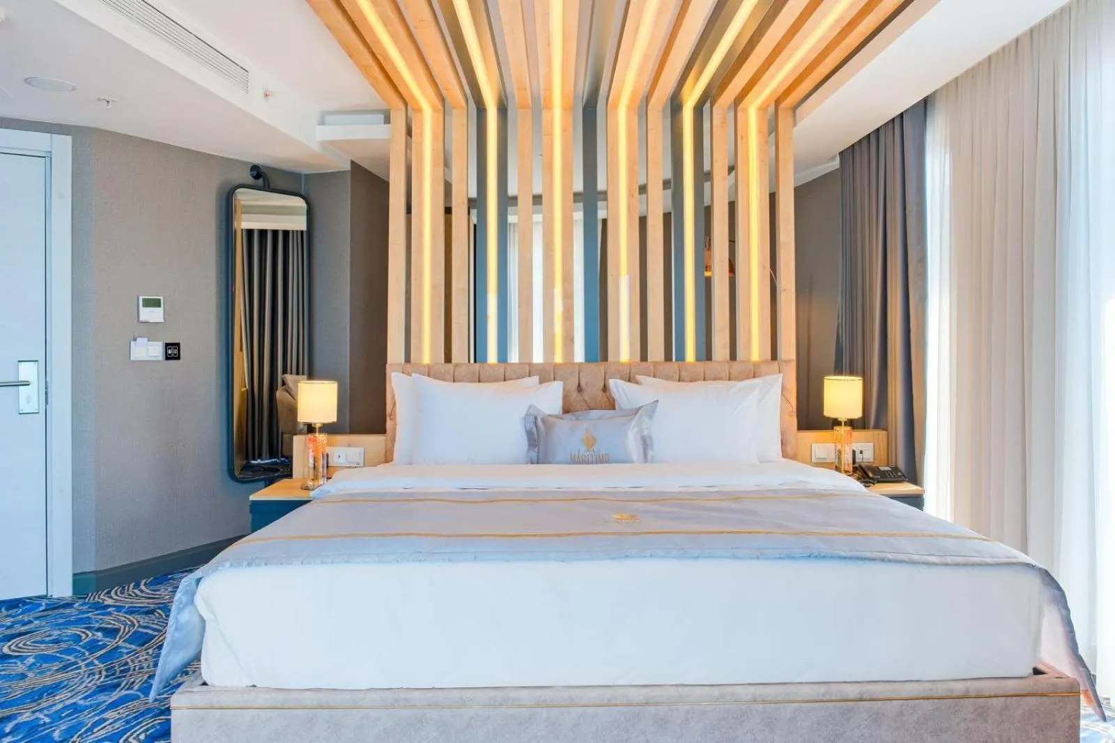 Bed in Maritimo Hotel