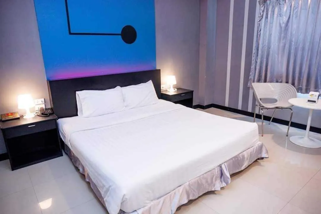 Bedroom in Capital O 75514 Vasidtee City Hotel (Suphanburi)