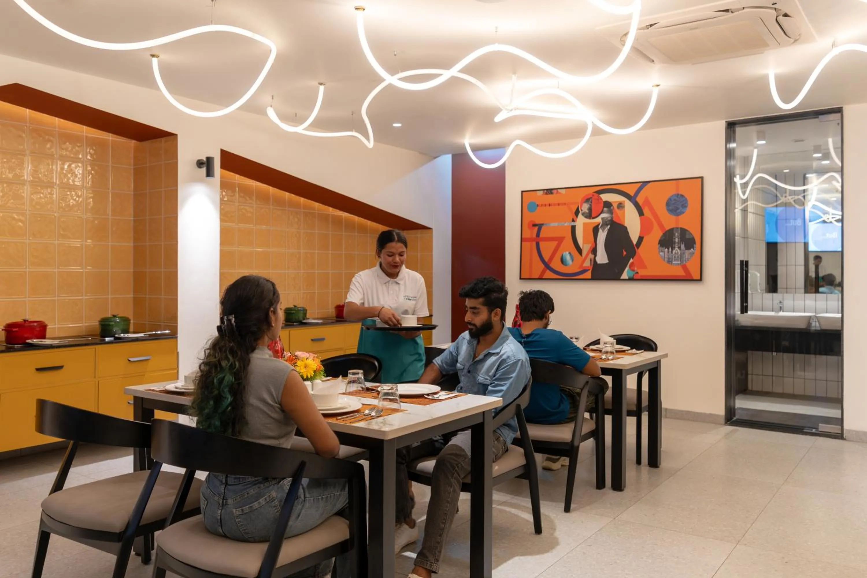 Restaurant/places to eat in Spektrum Hotel - Bengaluru Airport