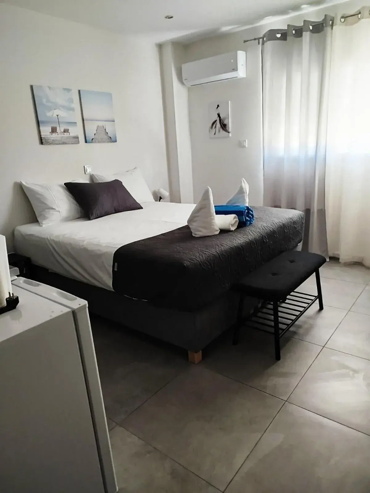 Double or Twin Room with Private Bathroom - single occupancy in Aloha Inn Double or Twin Room with Private Bathroom - single occupancy in Aloha Inn
