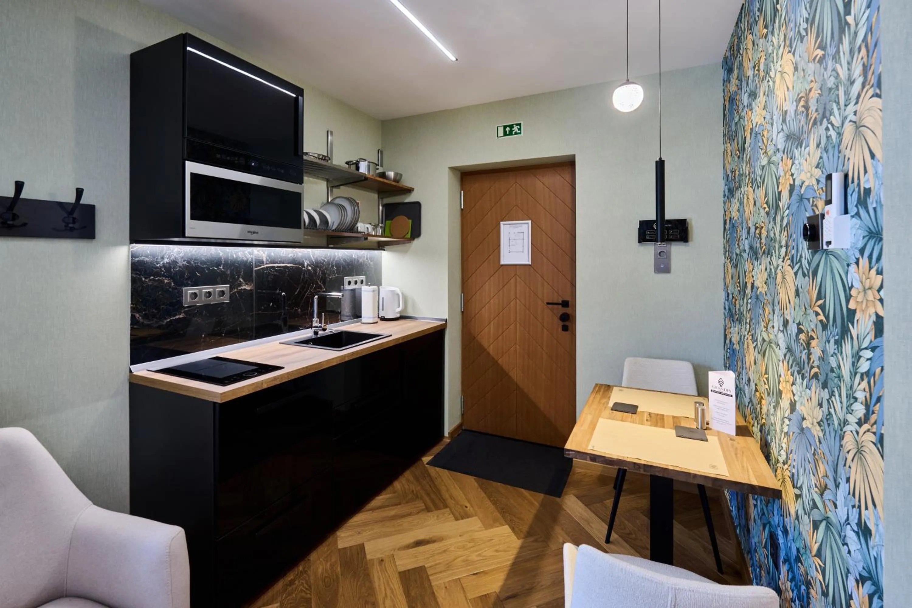 Kitchen or kitchenette in GRANDIS Premium Apartments