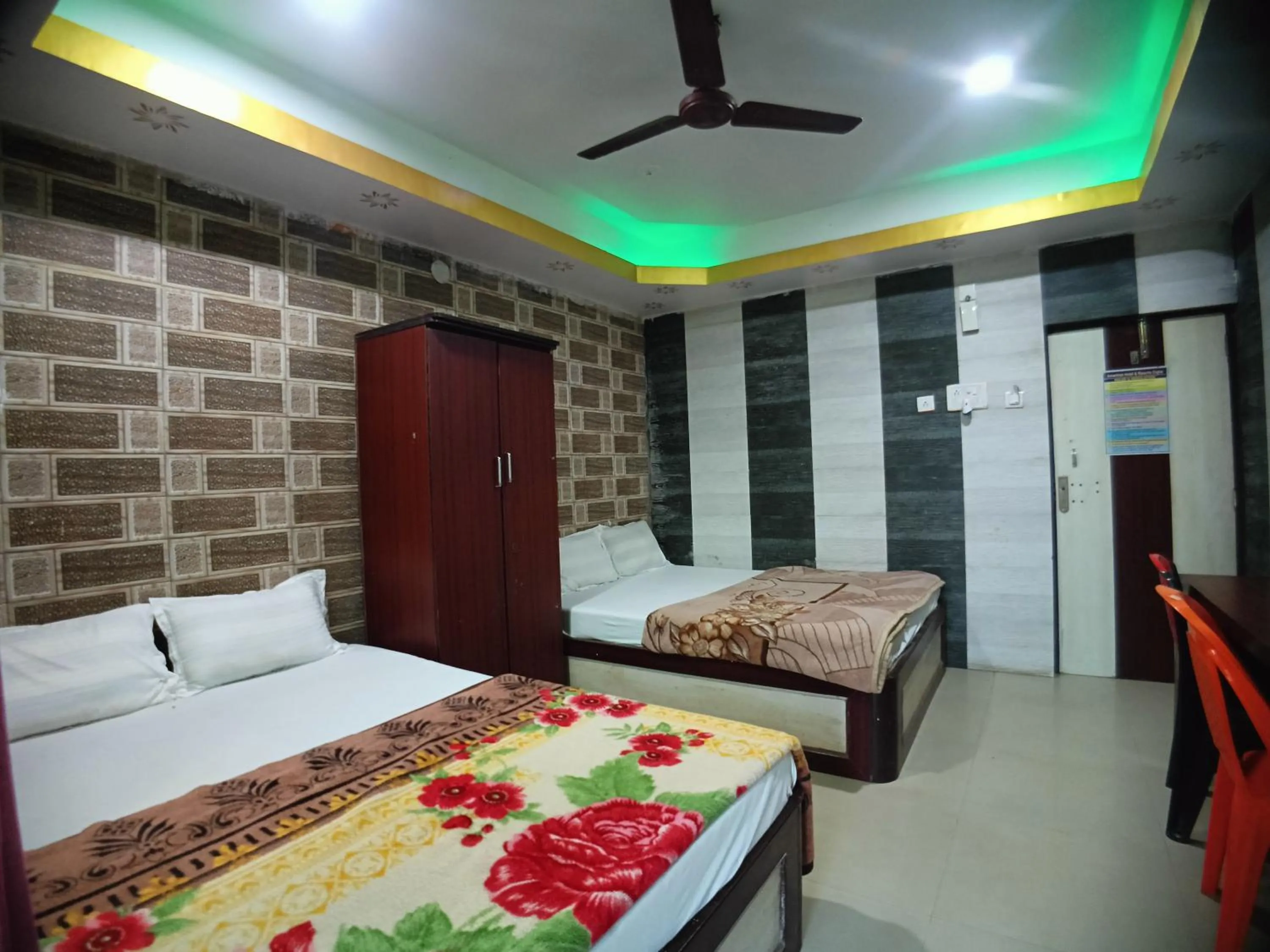 Bed in RESORT K SEA VIEW Digha