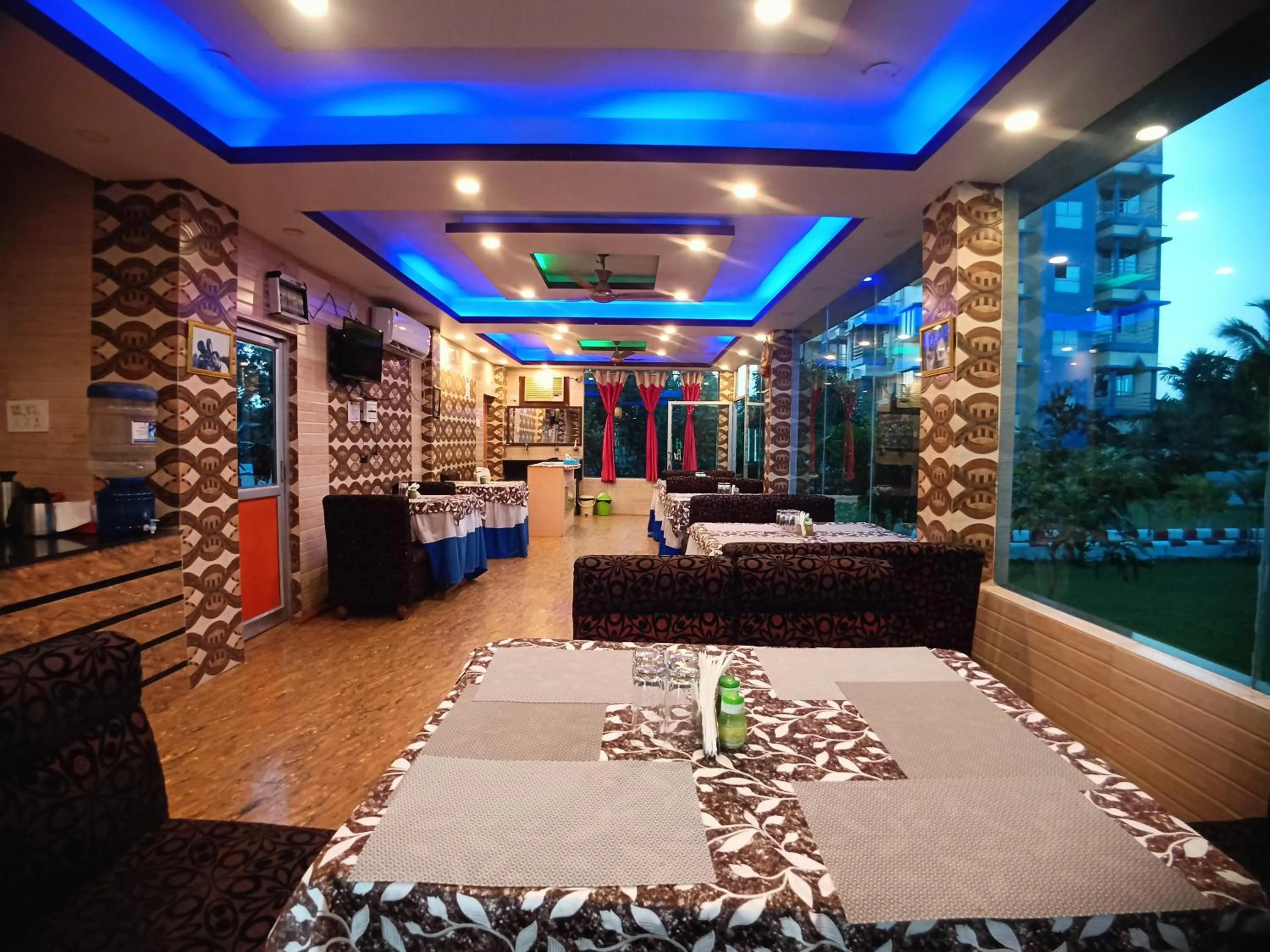Restaurant/places to eat in RESORT K SEA VIEW Digha