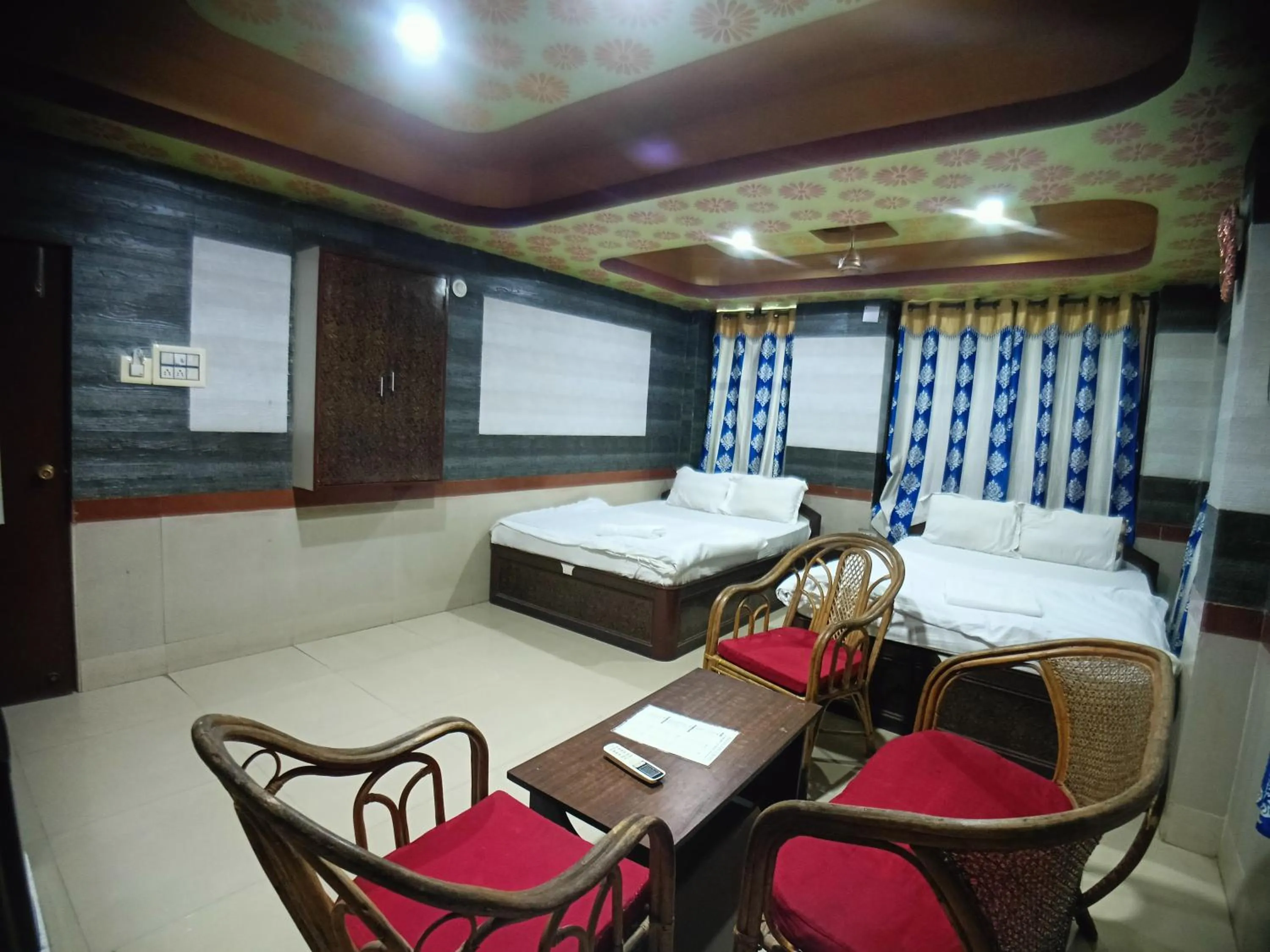 Bed in RESORT K SEA VIEW Digha
