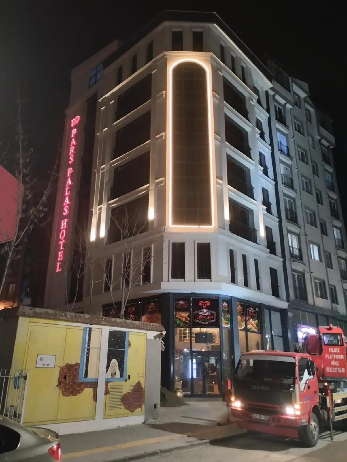 Night in Pars Palas Hotel