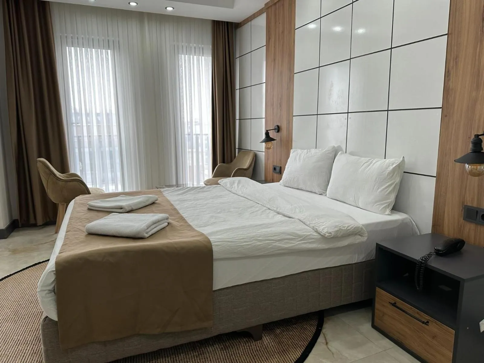 Photo of the whole room in Pars Palas Hotel