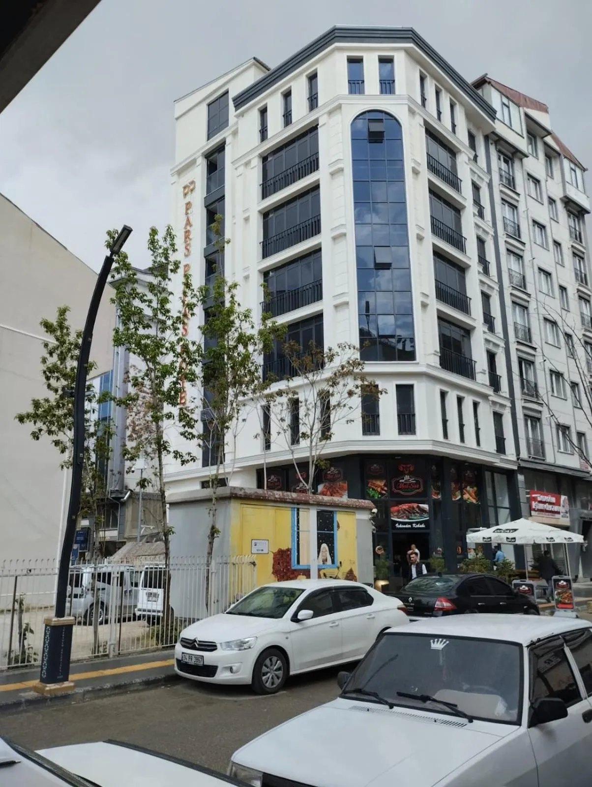 Property building in Pars Palas Hotel