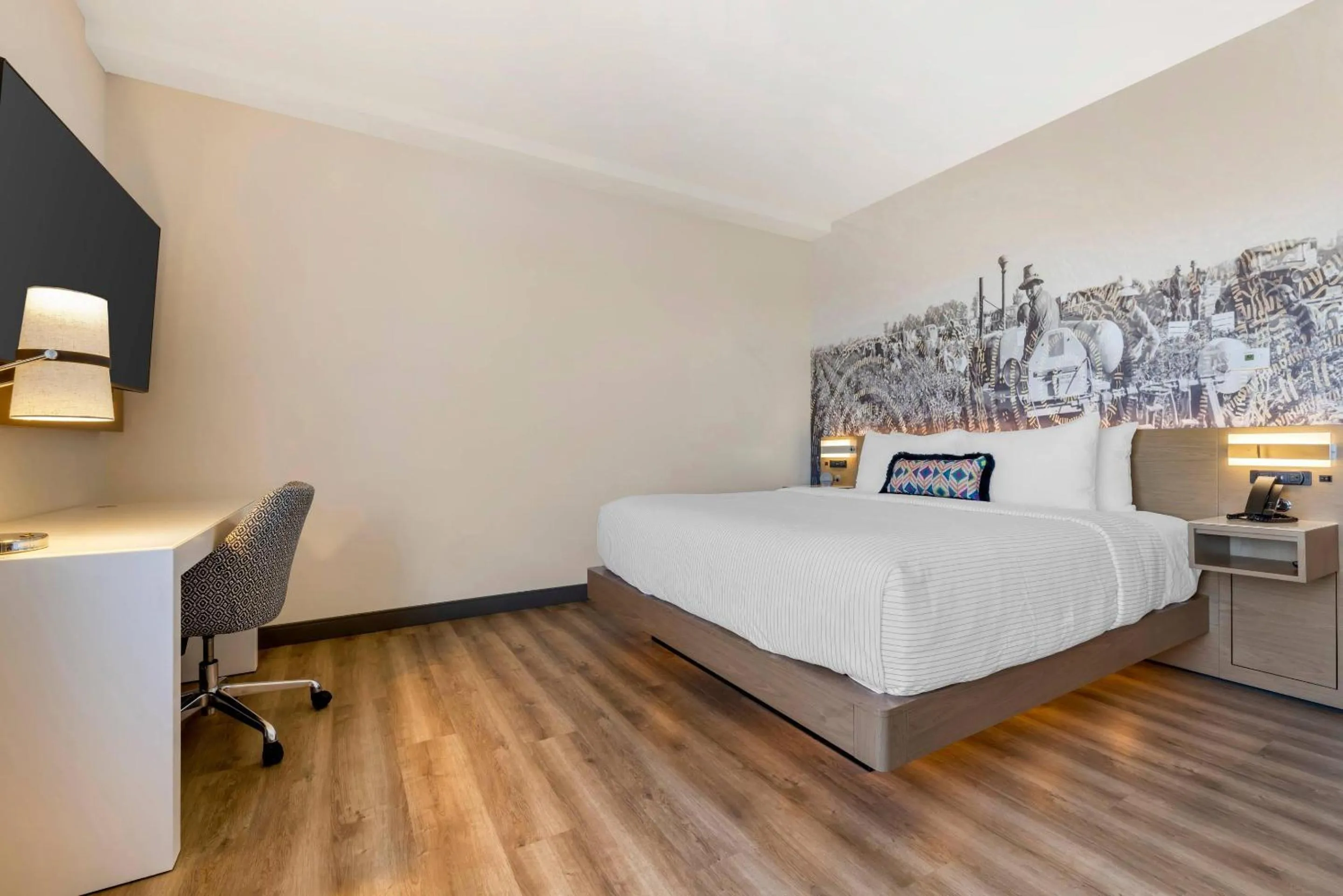 Bedroom, Bed in Cambria Hotel El Centro - Imperial