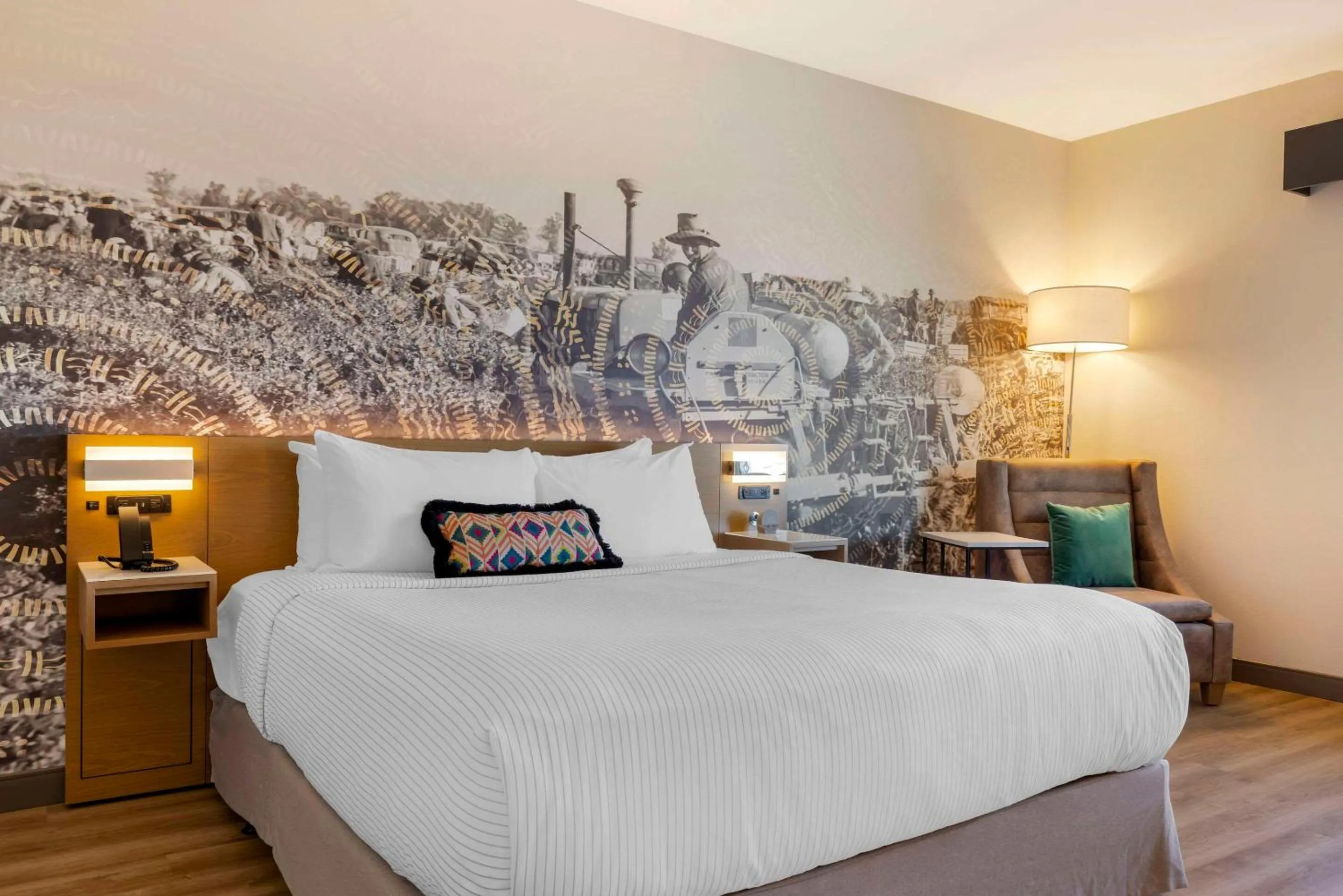 Bedroom, Bed in Cambria Hotel El Centro - Imperial