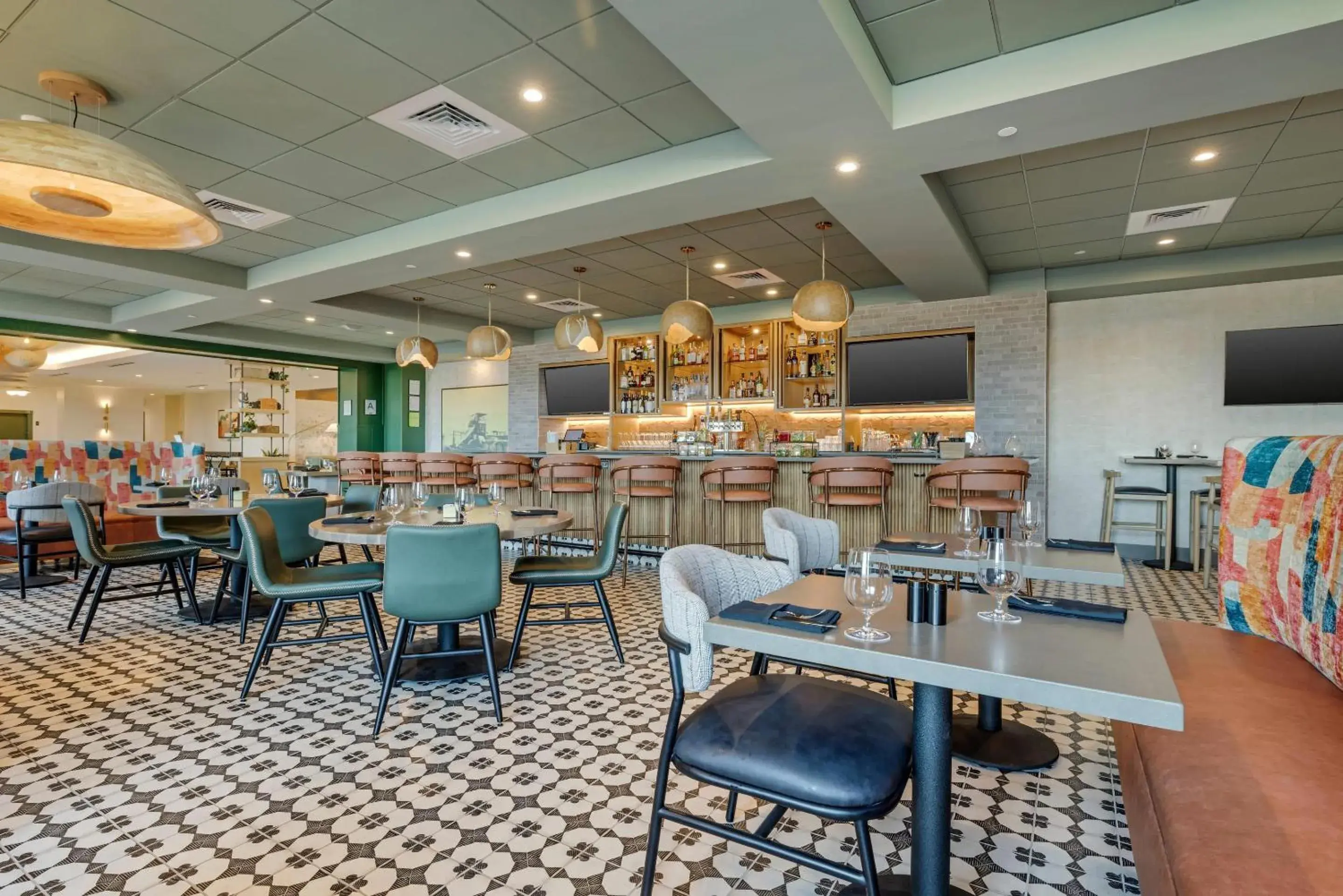 Restaurant/places to eat in Cambria Hotel El Centro - Imperial Restaurant/places to eat in Cambria Hotel El Centro - Imperial