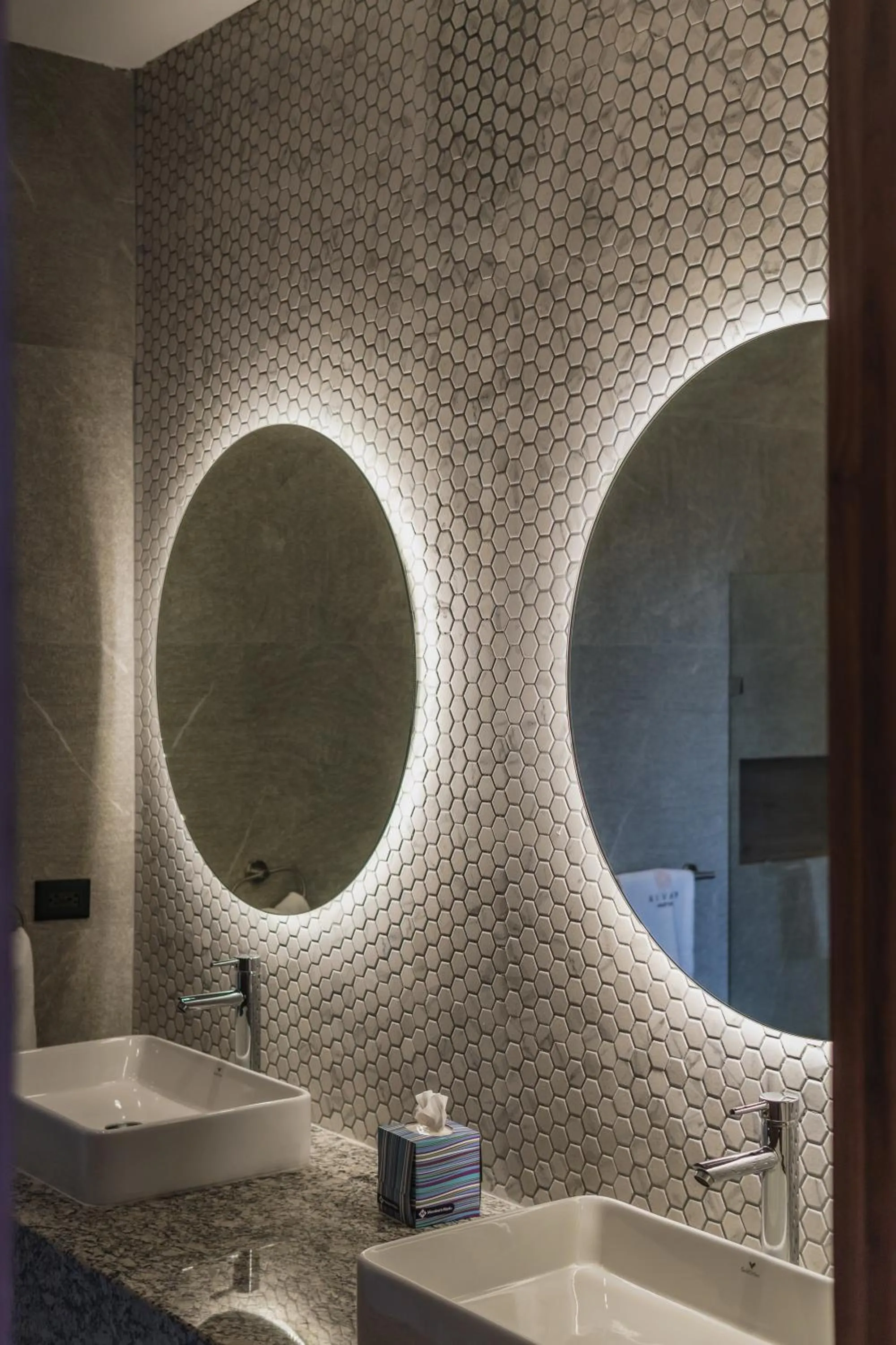 Bathroom in Hotel Chariot