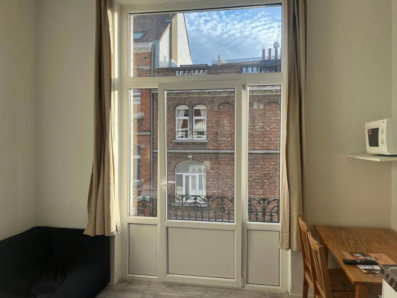 Standard Double or Twin Room in European District Hostel Standard Double or Twin Room in European District Hostel
