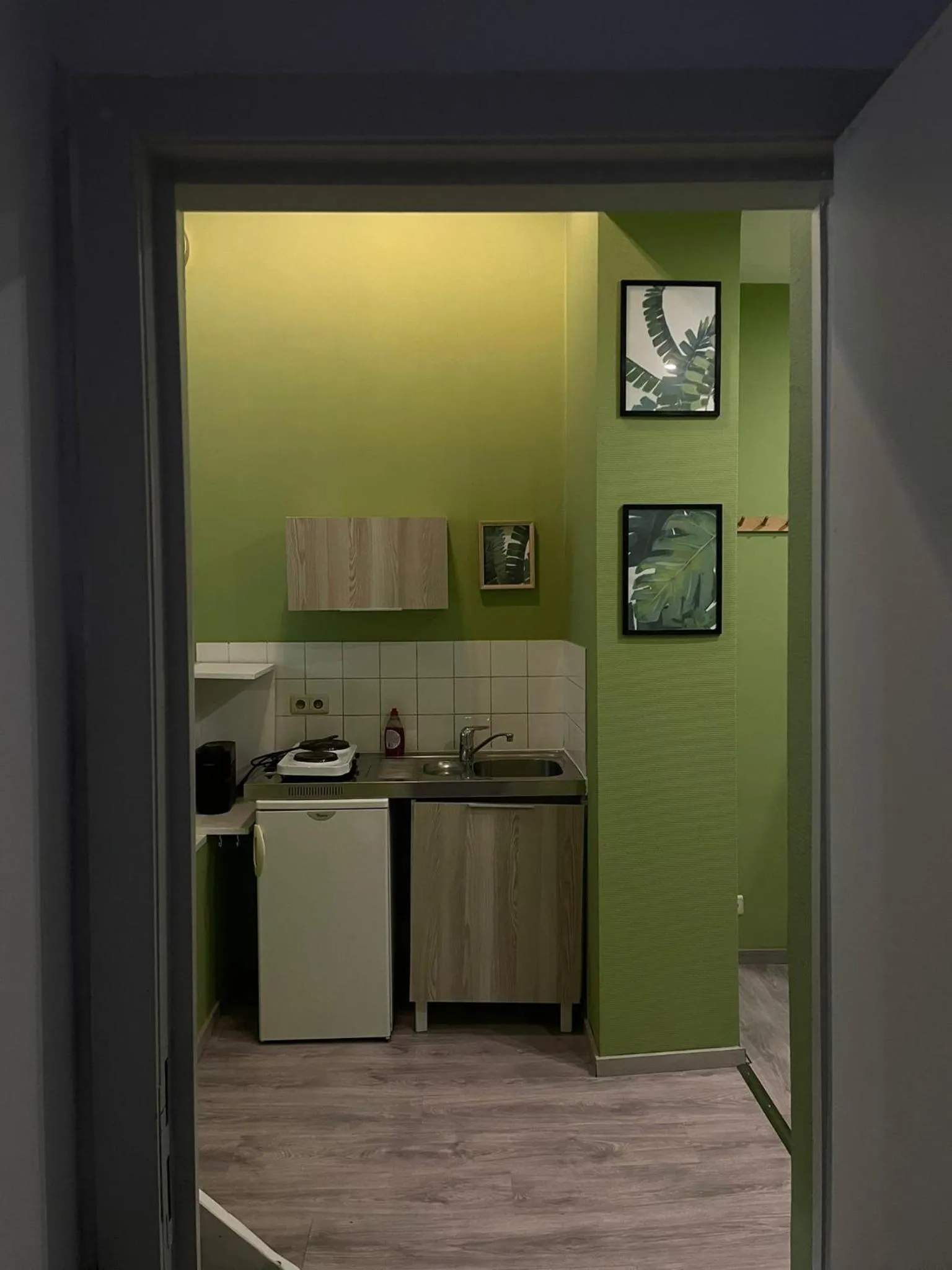 Kitchen or kitchenette in European District Hostel