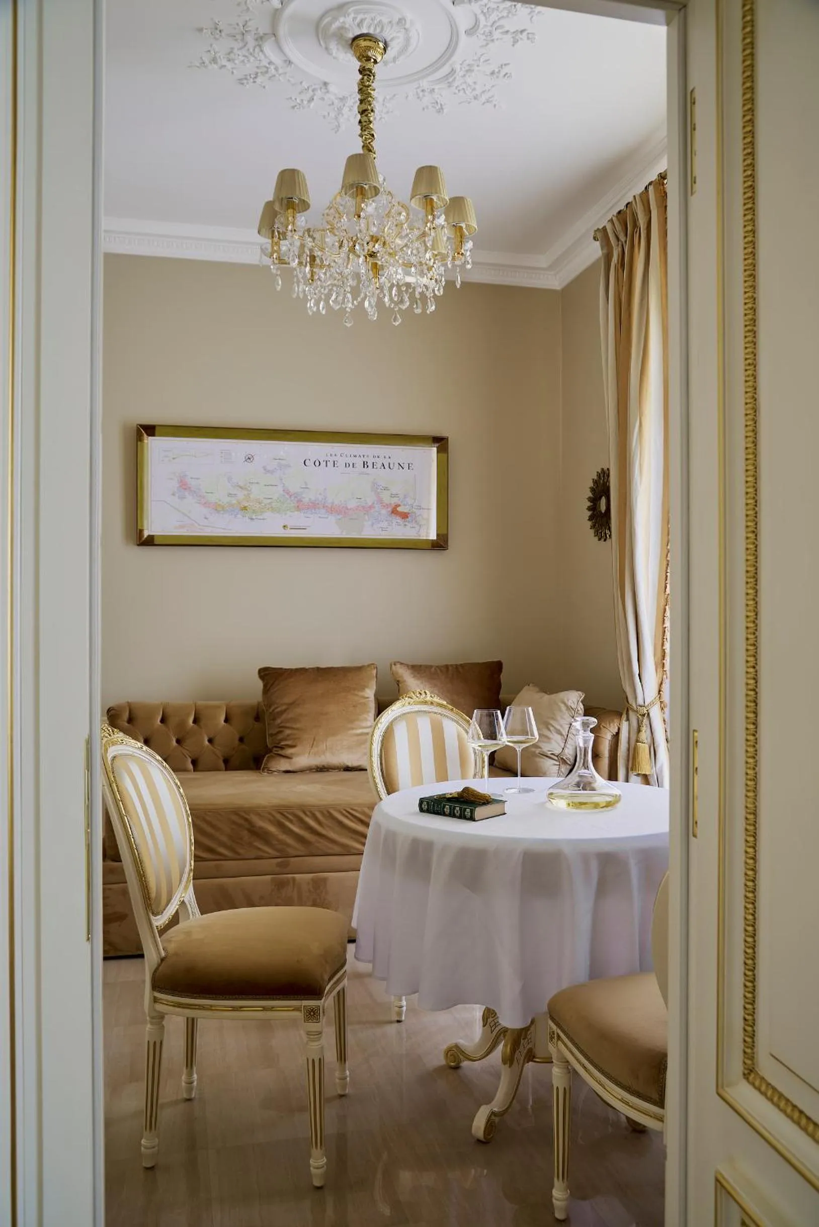 Living room in Maison des Barons