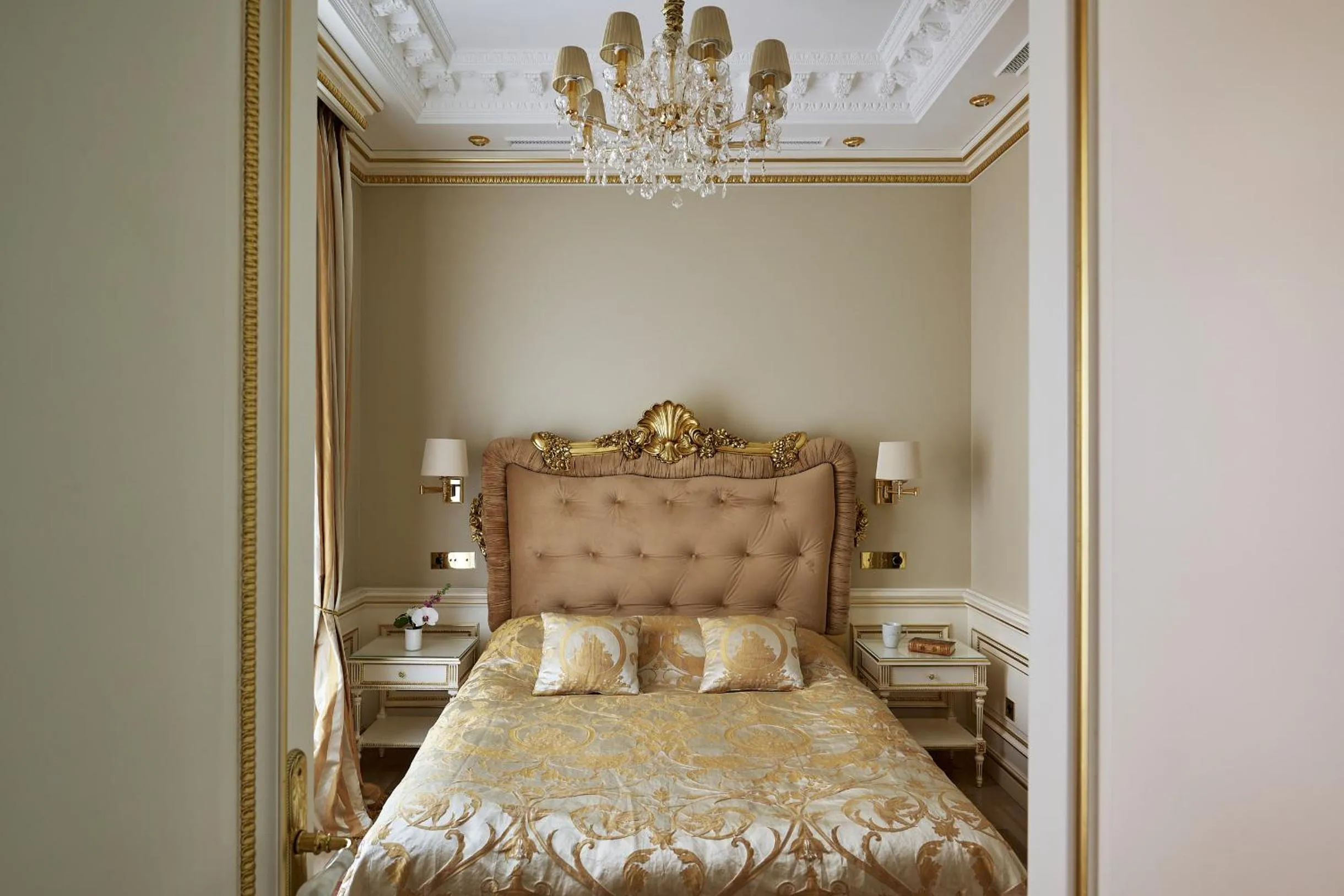 Bed in Maison des Barons