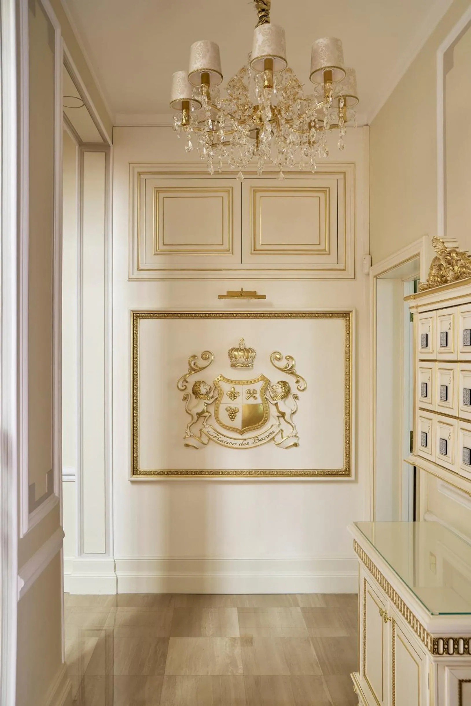 Decorative detail in Maison des Barons