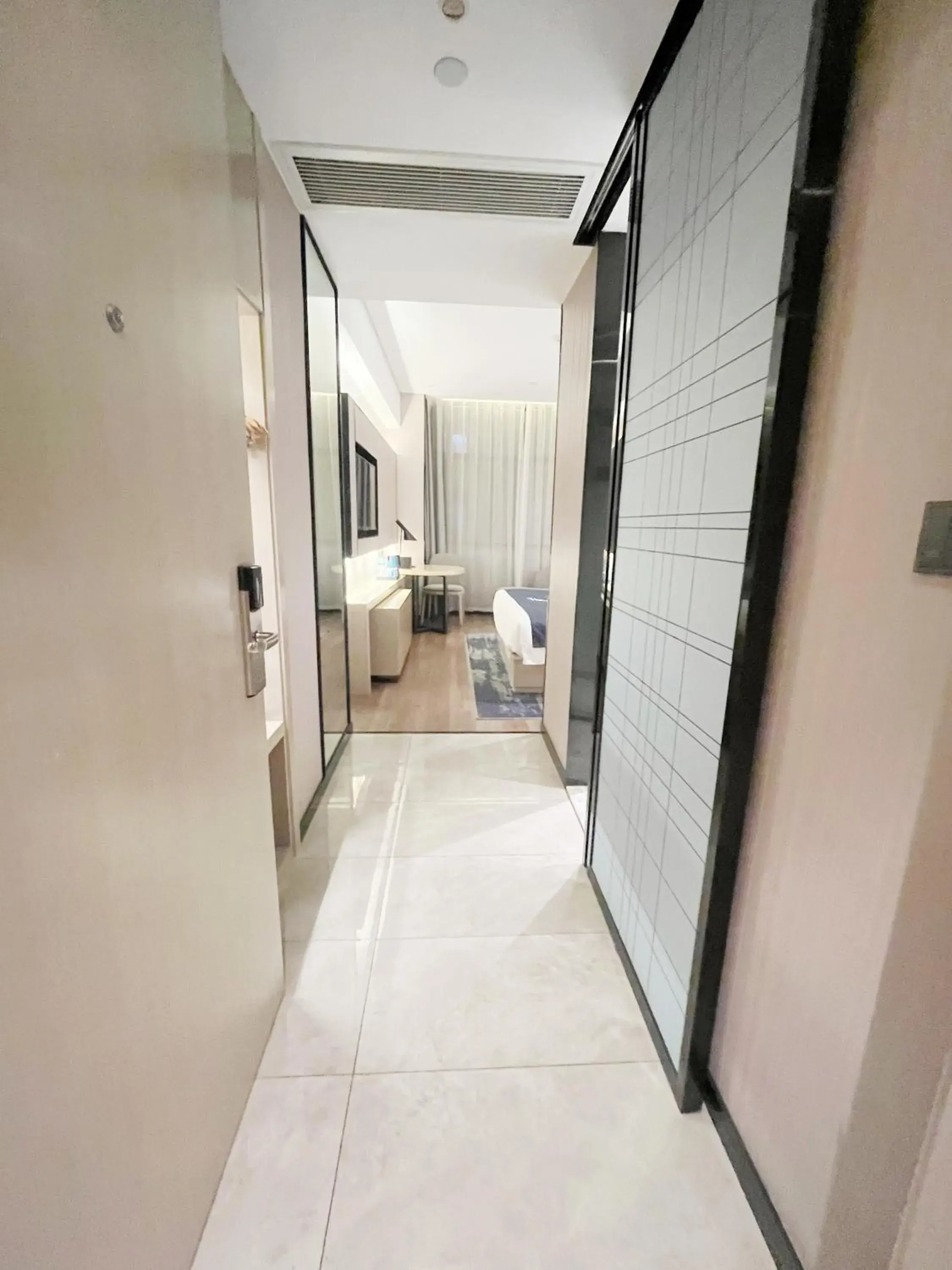 Photo of the whole room, Bed in Echarm Hotel Wuhan Hannan Photo of the whole room, Bed in Echarm Hotel Wuhan Hannan