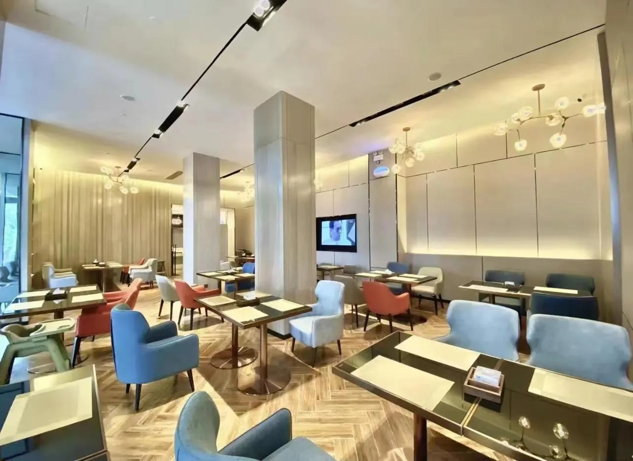 Restaurant/places to eat in Echarm Hotel Wuhan Hannan