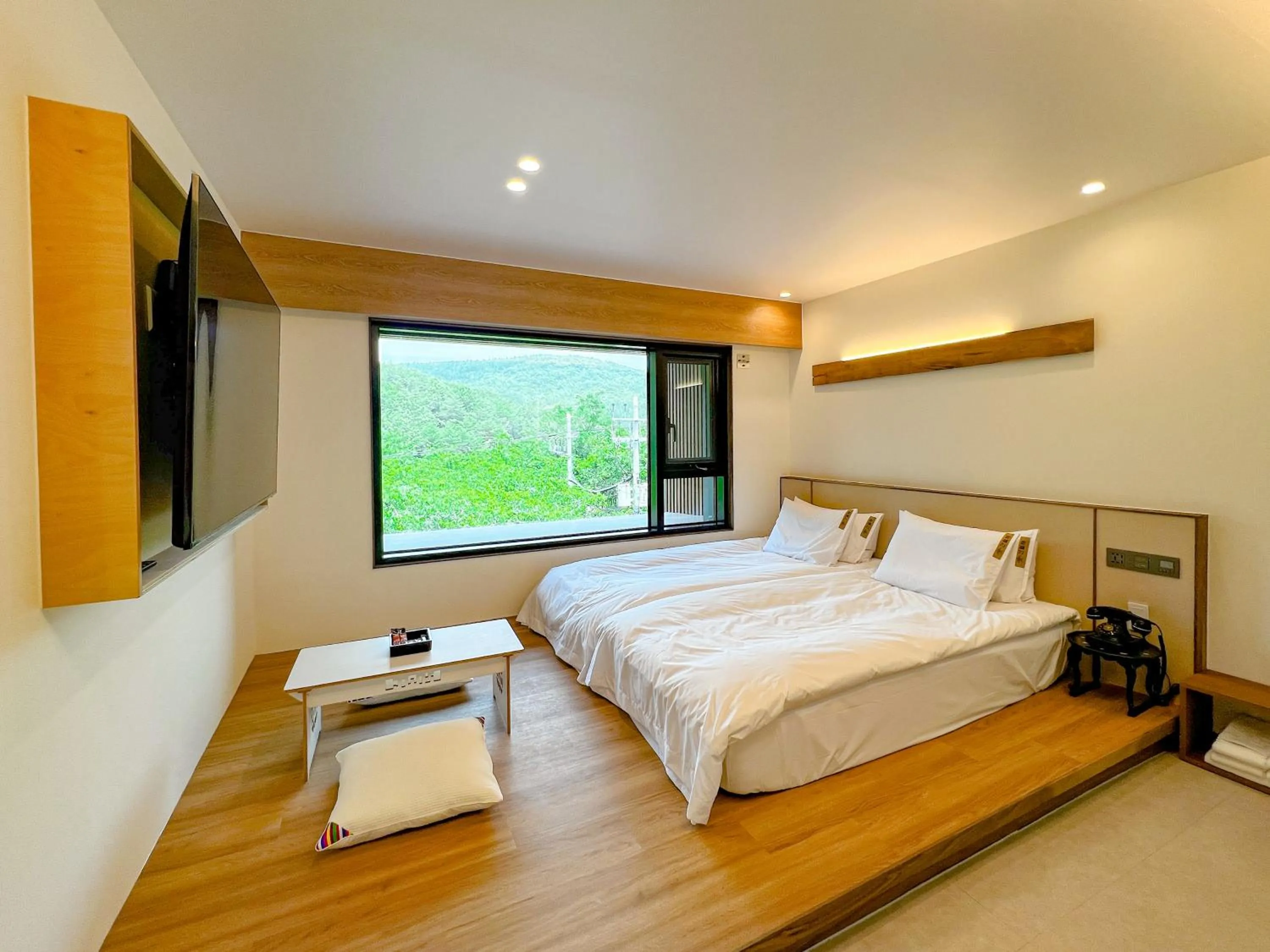 Bed in Hotel Ganwoljae