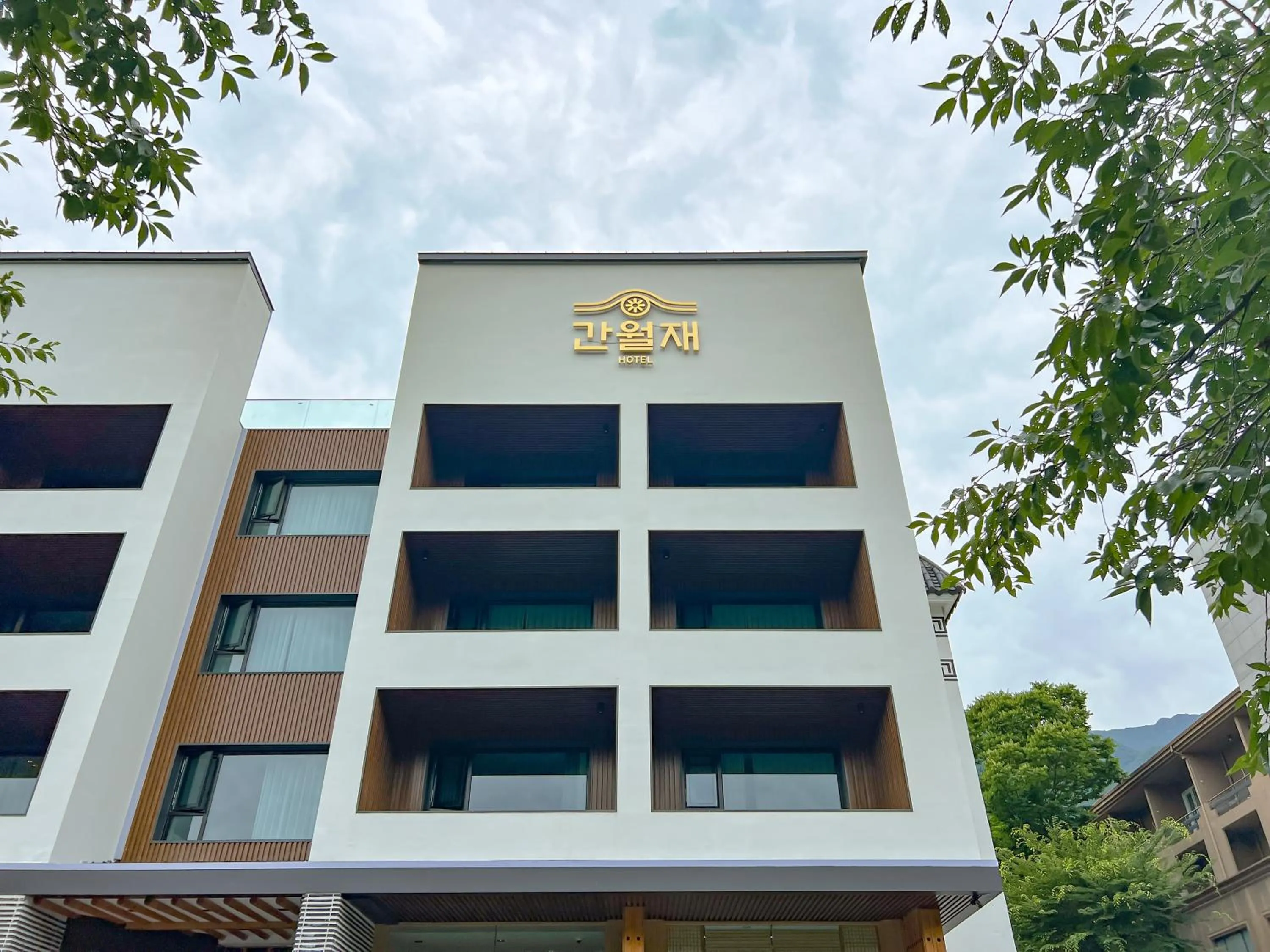 Property building in Hotel Ganwoljae