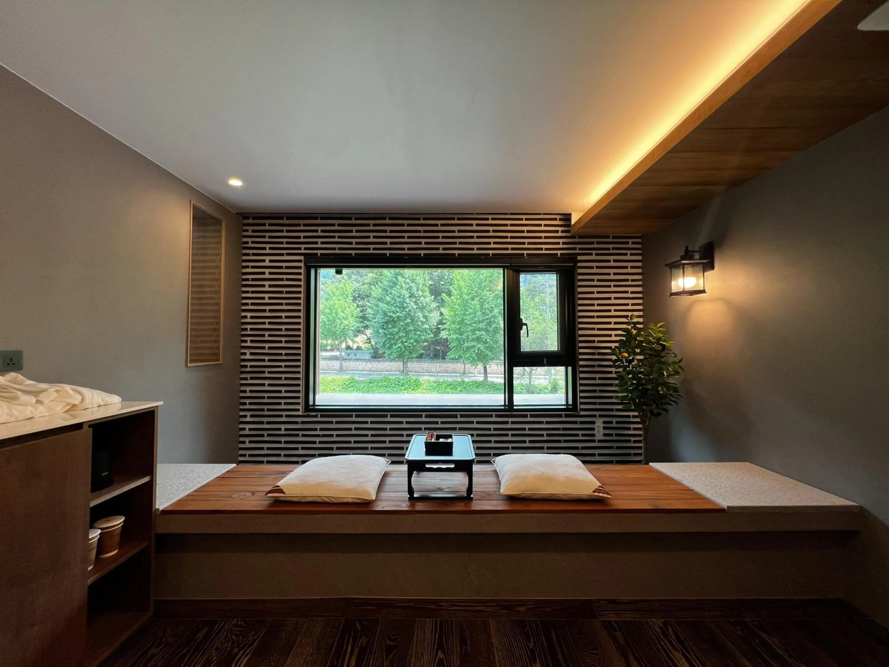 Bed in Hotel Ganwoljae