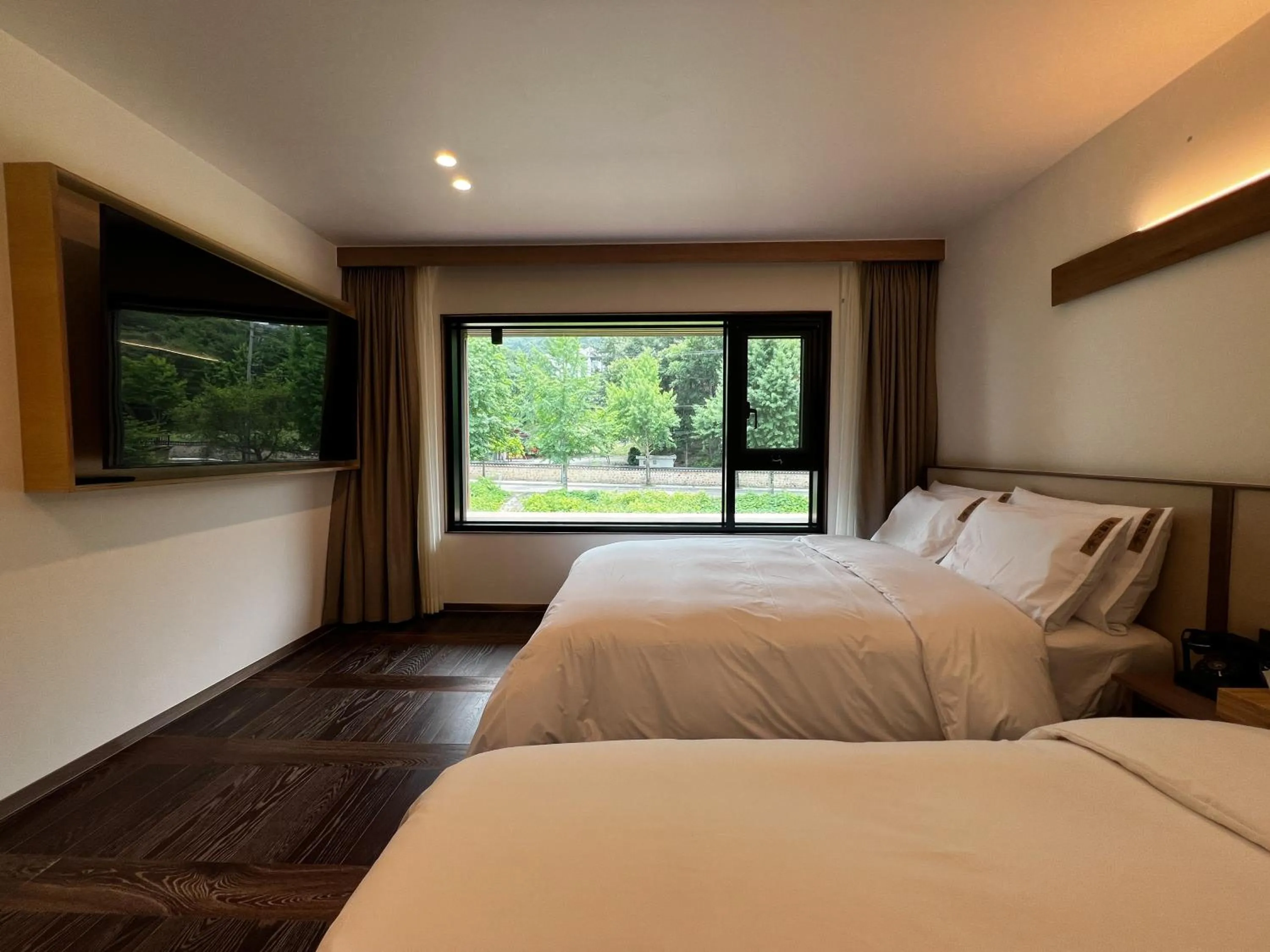 Bed in Hotel Ganwoljae