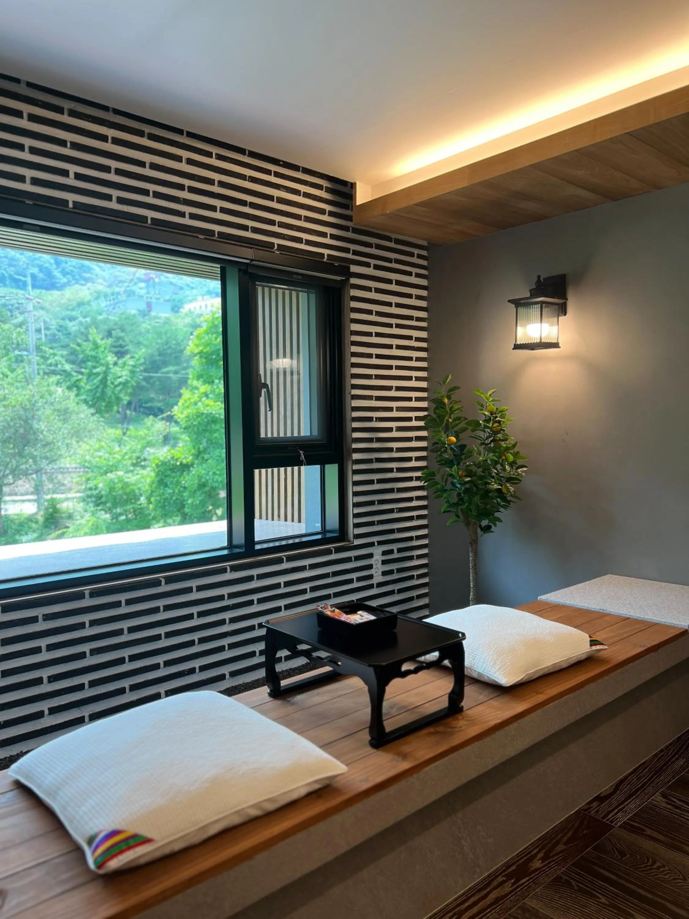 Bed in Hotel Ganwoljae