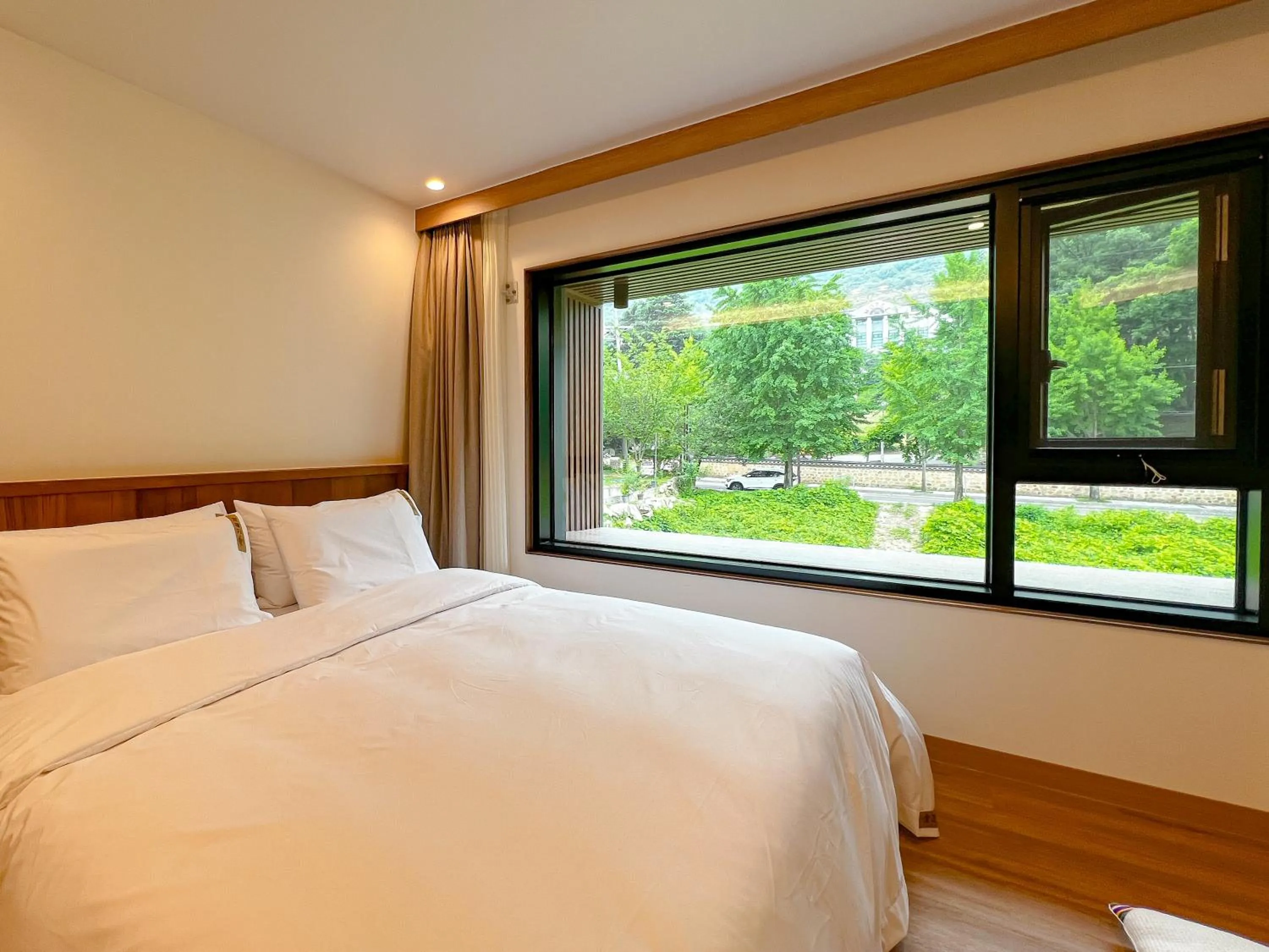 Bed in Hotel Ganwoljae
