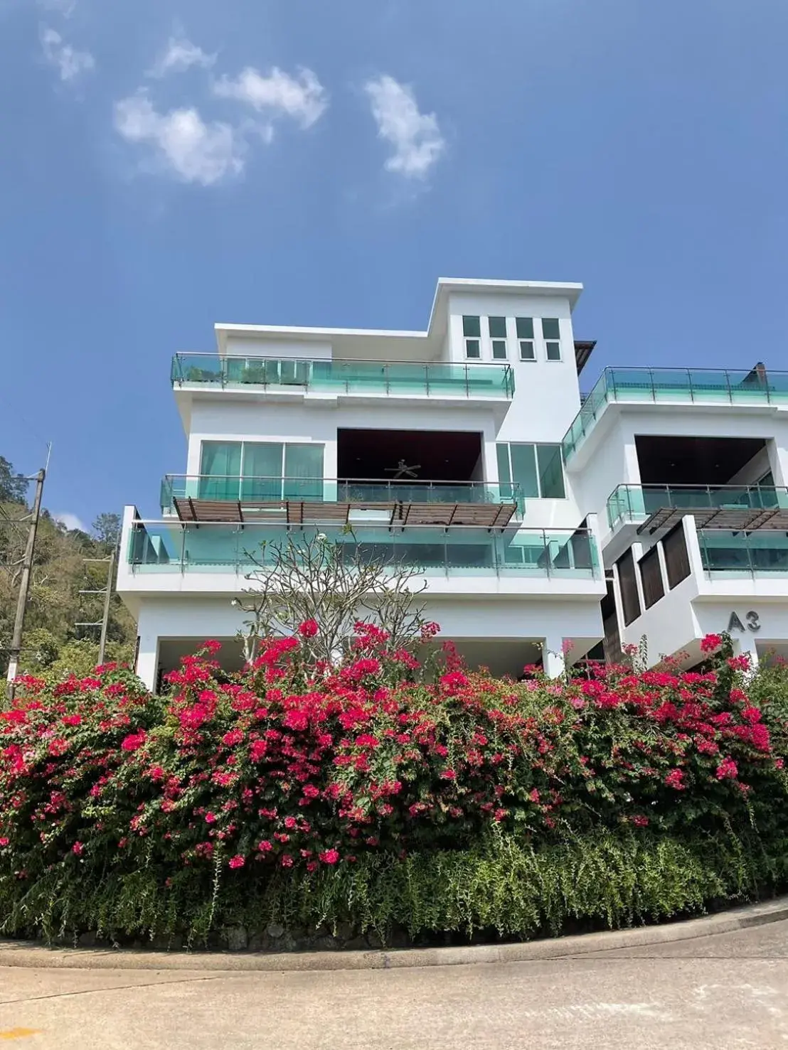 Garden view in Grand Kamala Falls Garden view in Grand Kamala Falls