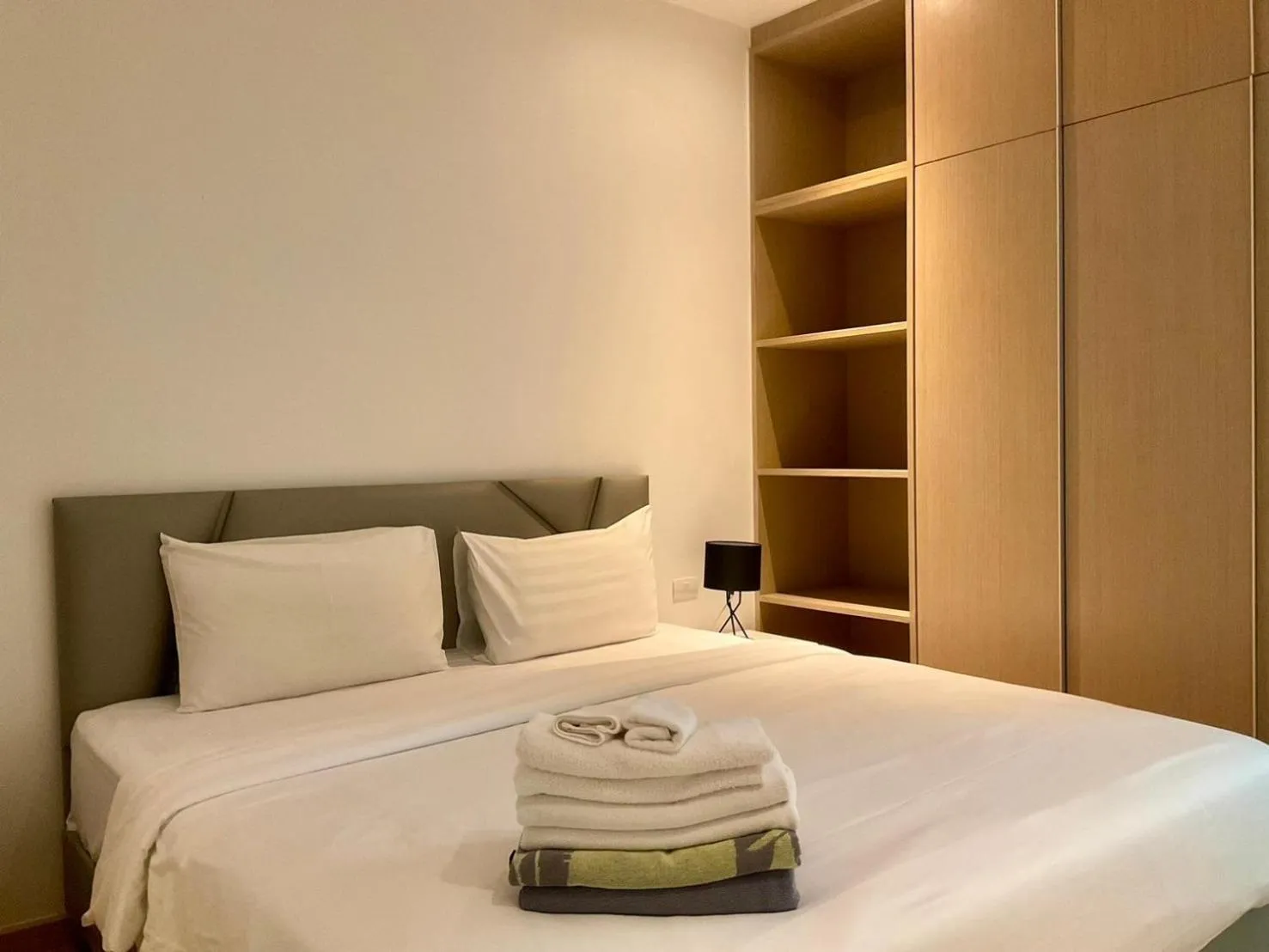 Bed in Grand Kamala Falls