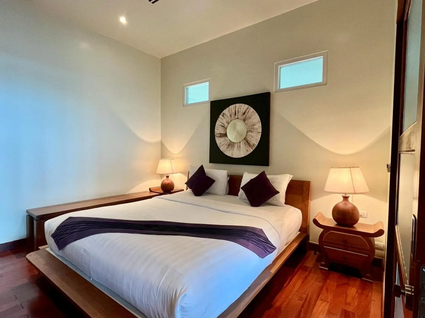 Bed in Grand Kamala Falls