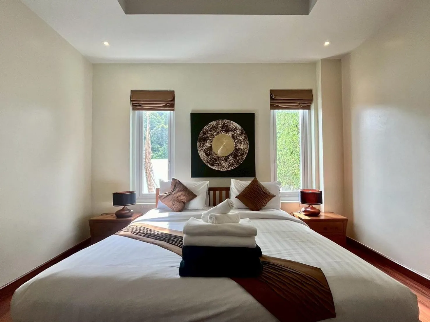 Bed in Grand Kamala Falls