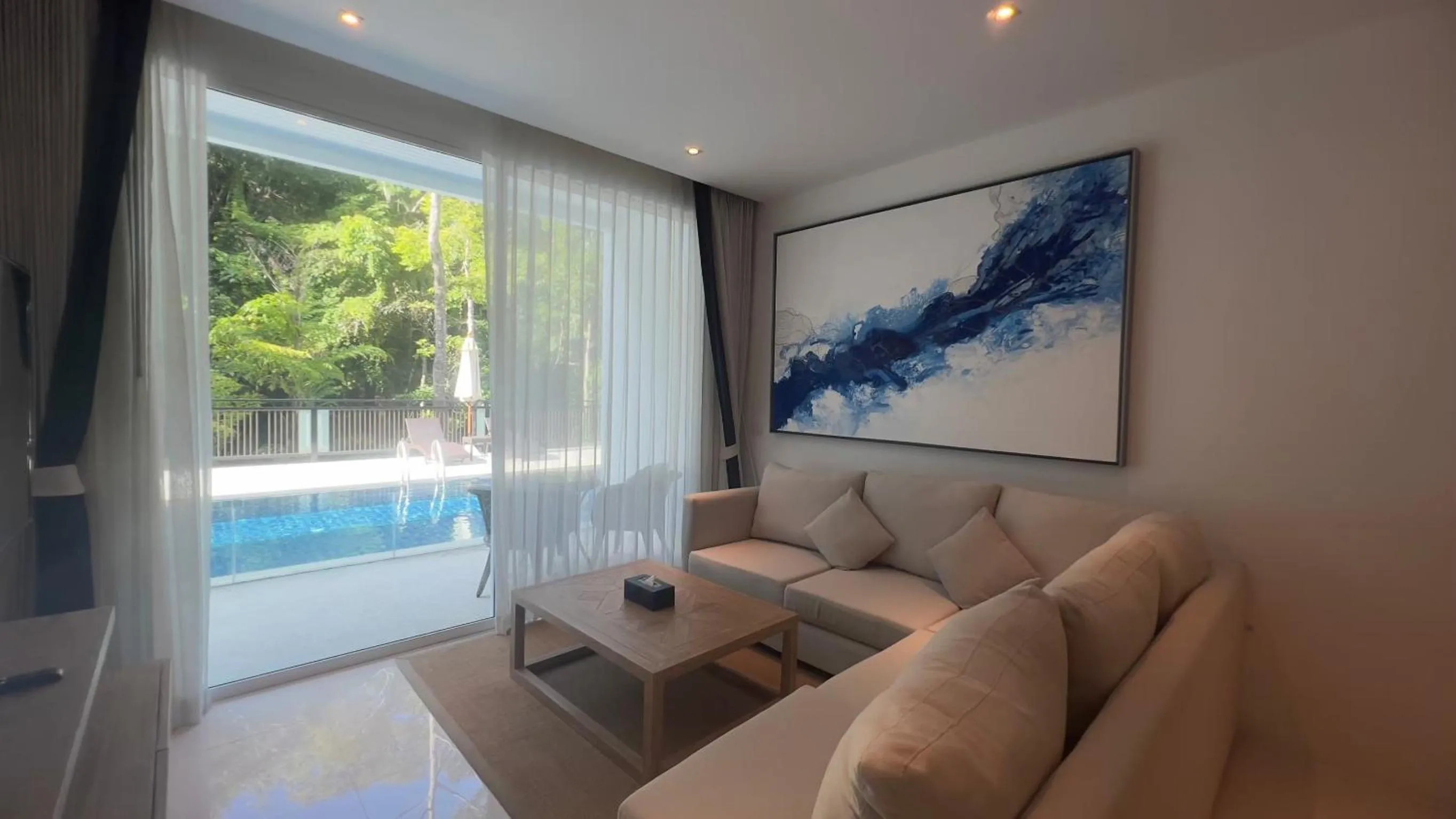 Living room in Grand Kamala Falls