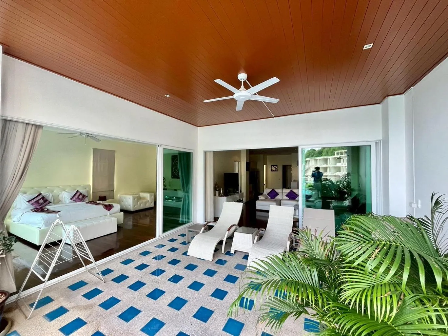 Bed in Grand Kamala Falls