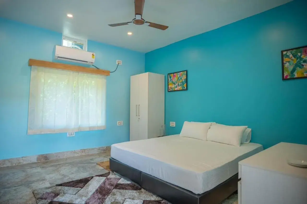 Photo of the whole room in Michael's Island Resort Photo of the whole room in Michael's Island Resort