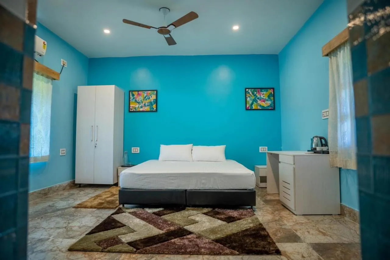 Photo of the whole room in Michael's Island Resort