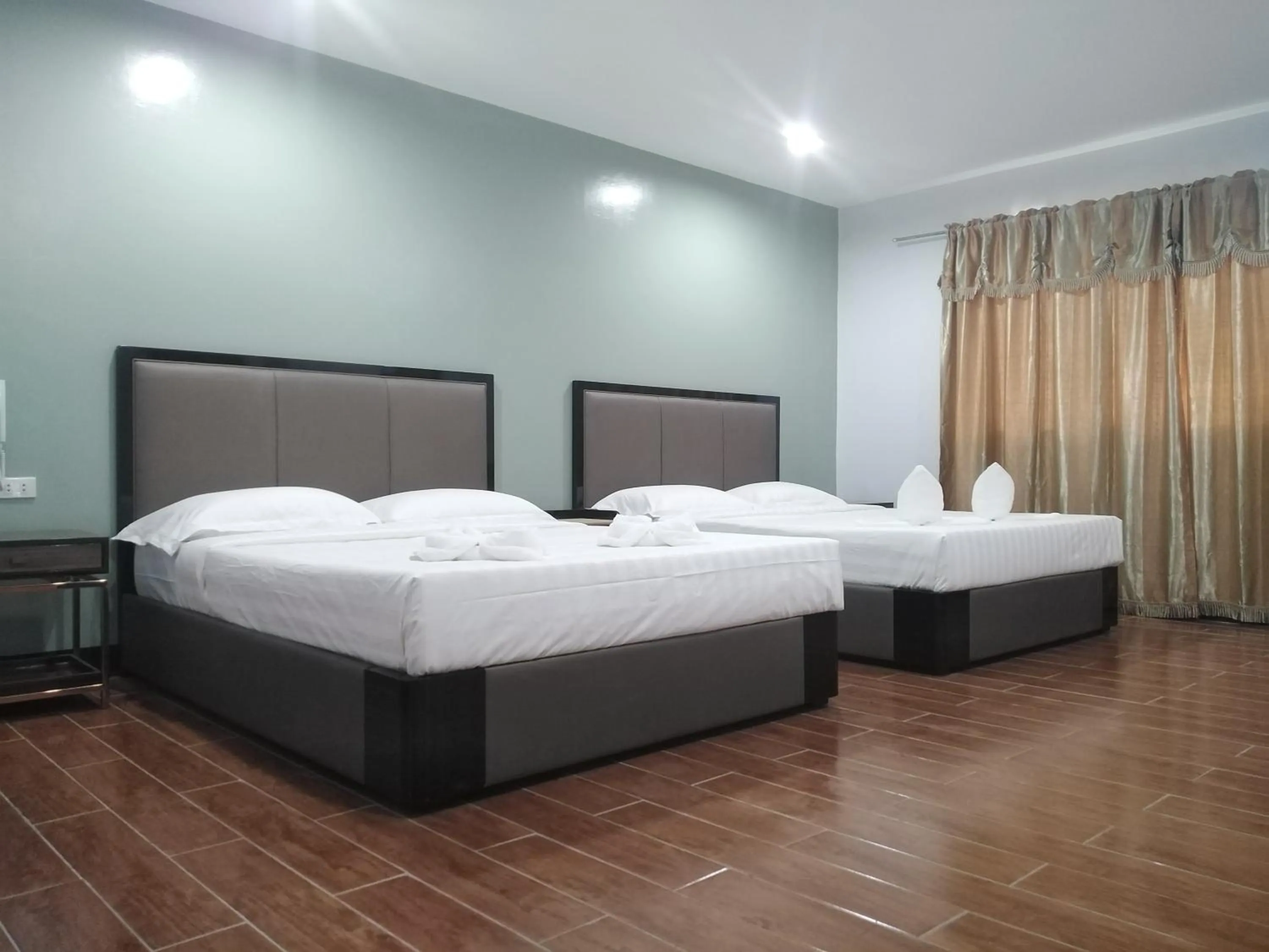 Bedroom, Bed in Asia Jem Hotel - BAYAWAN