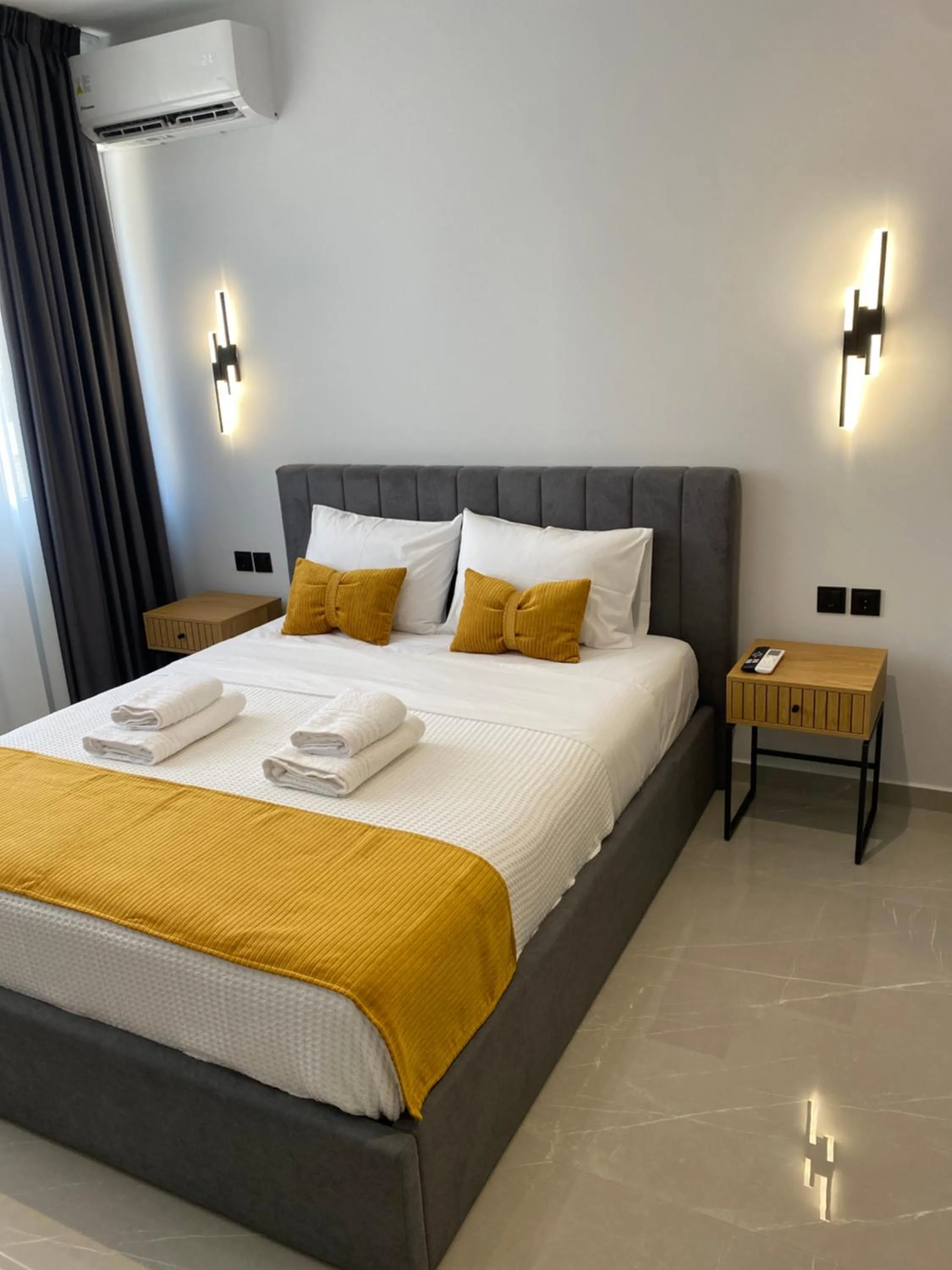 Deluxe Quadruple Room in Thess Living Suites