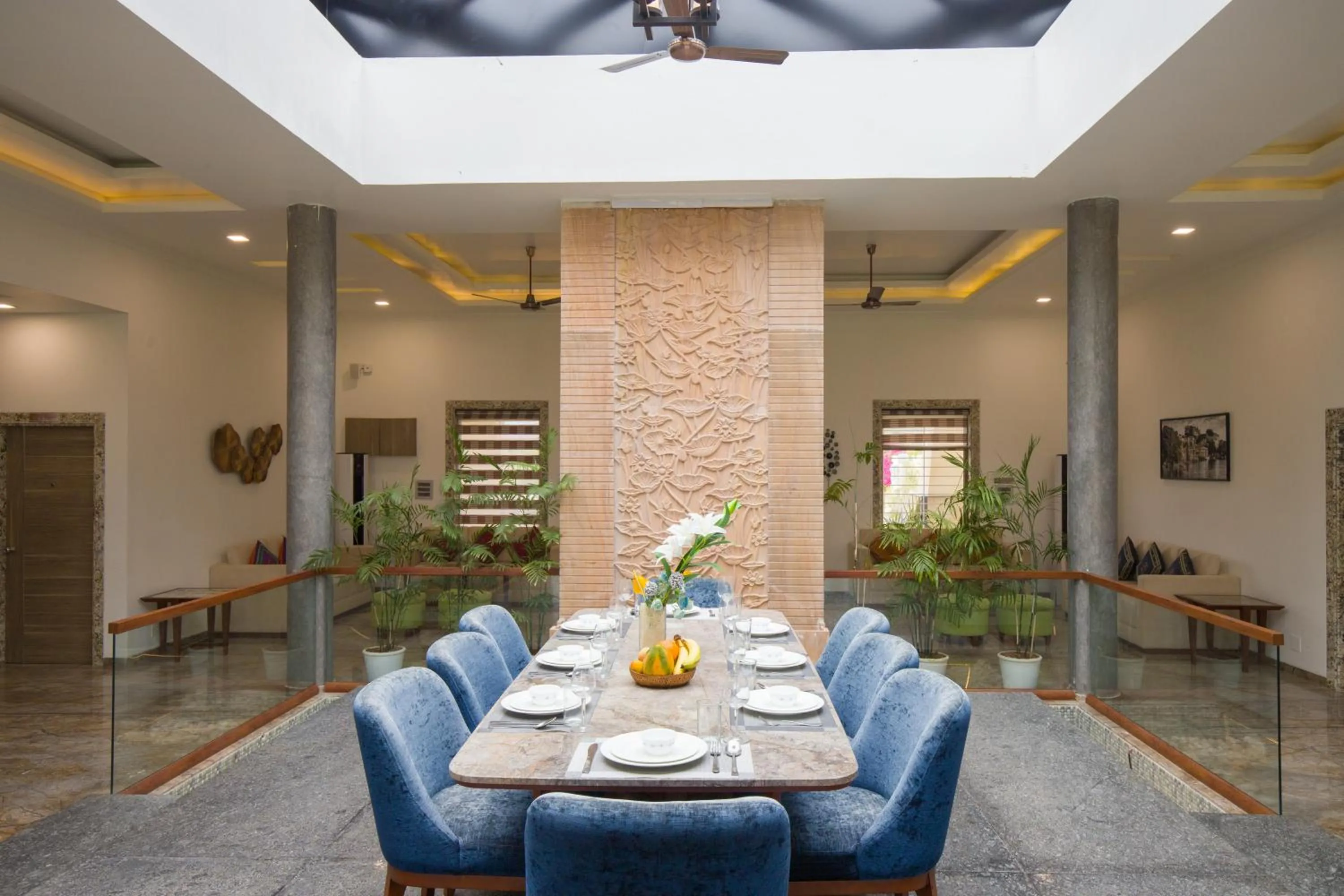 Living room in ELIVAAS Shourya Celesta Luxe 3BHK Villa with Pvt Pool, Udaipur