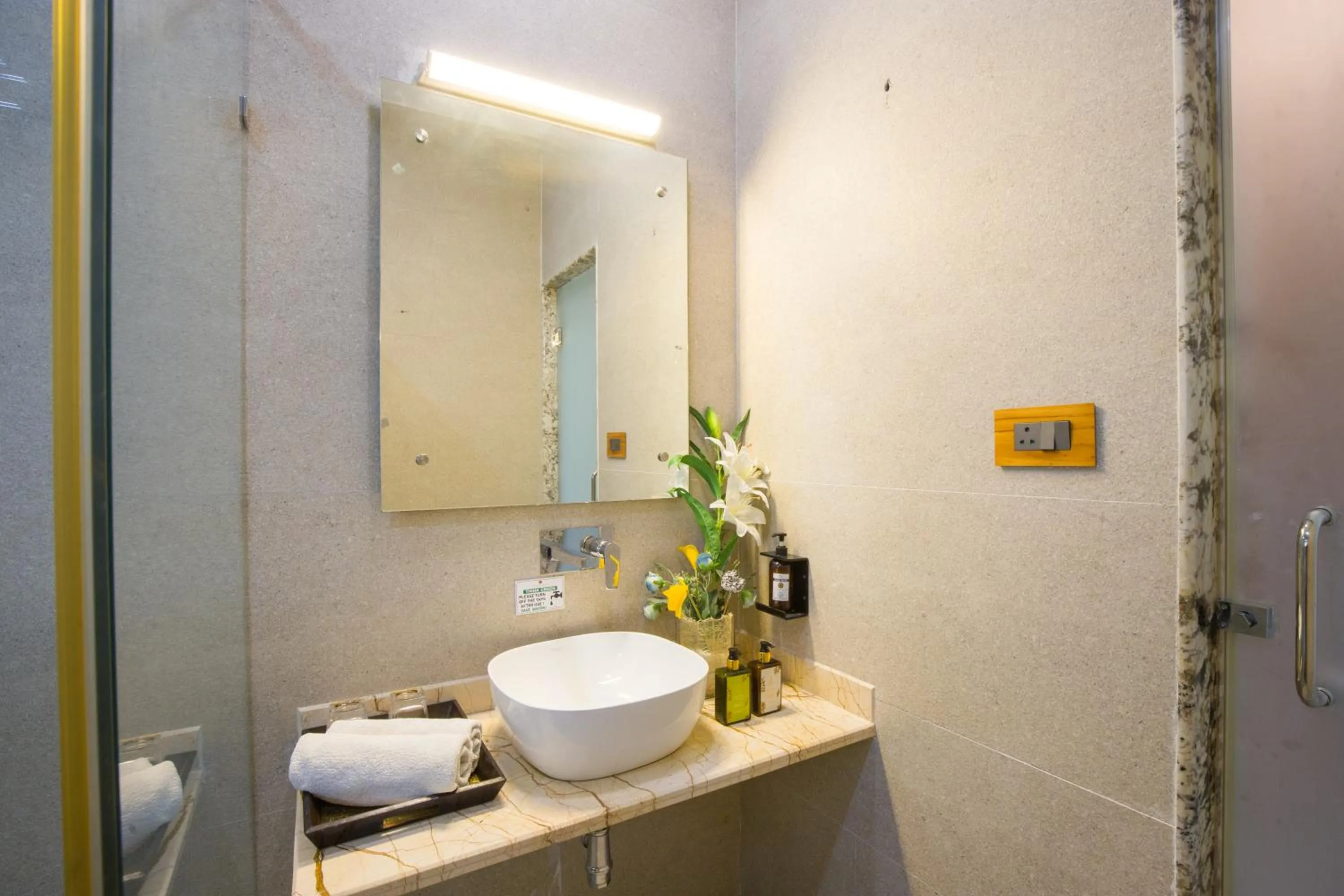Toilet in ELIVAAS Shourya Celesta Luxe 3BHK Villa with Pvt Pool, Udaipur