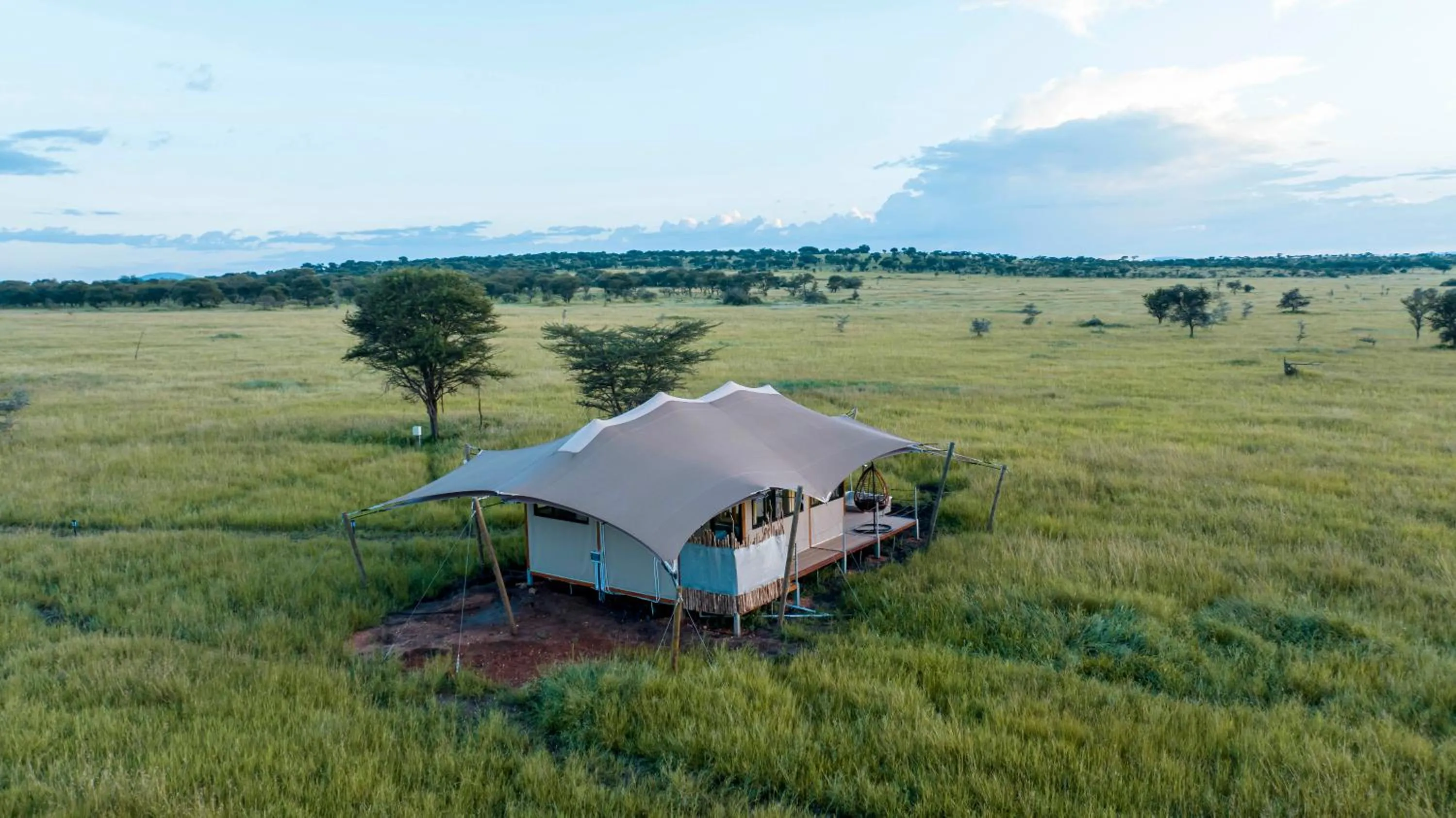 Property building in Escarpment Serengeti Luxury Camp