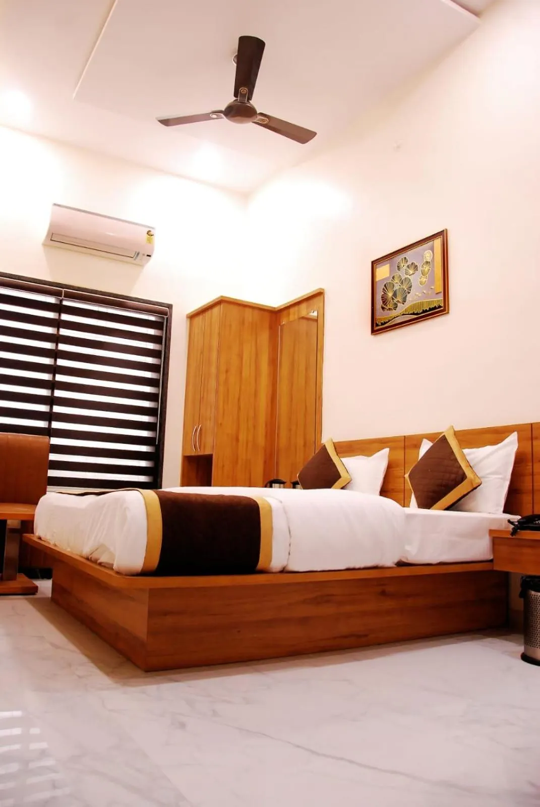 Photo of the whole room, Bed in Hotel Wing Orbit