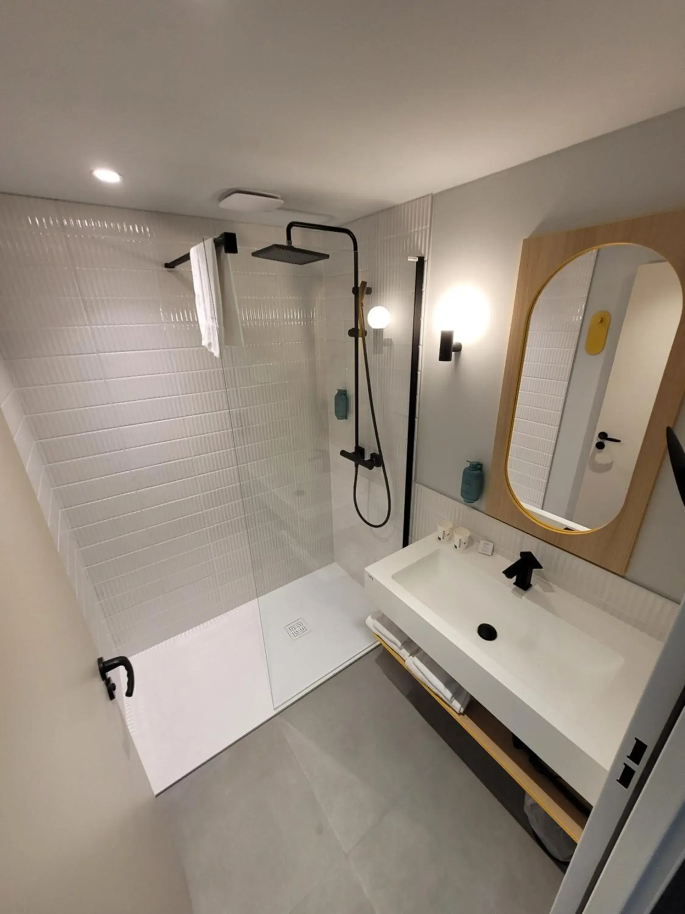 Double Room in Hôtel AKENA Strasbourg - Hoerdt Double Room in Hôtel AKENA Strasbourg - Hoerdt